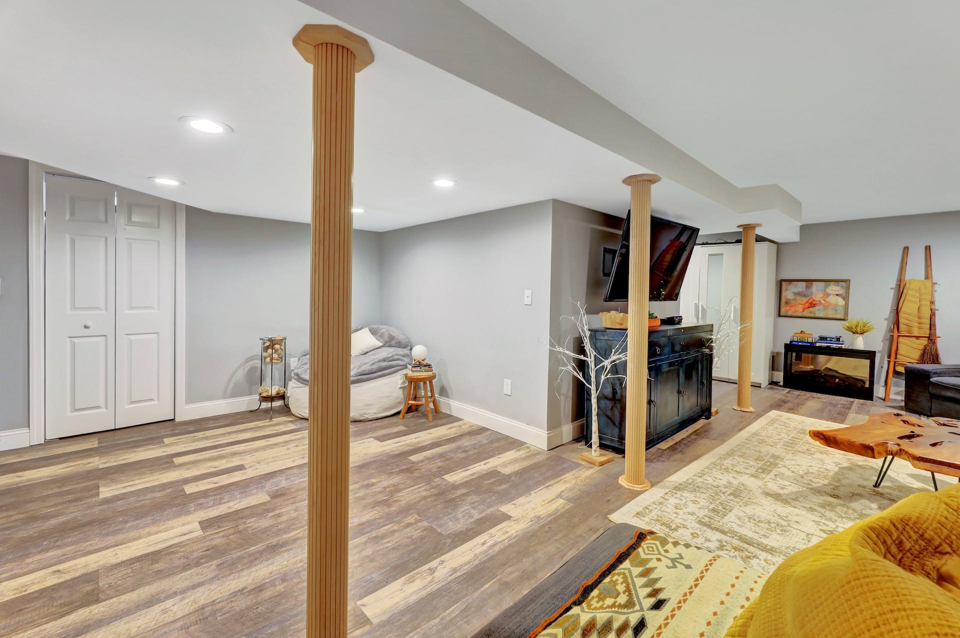 56 Summit Circle