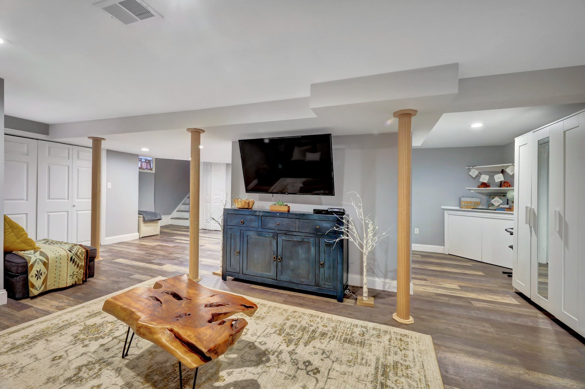 56 Summit Circle