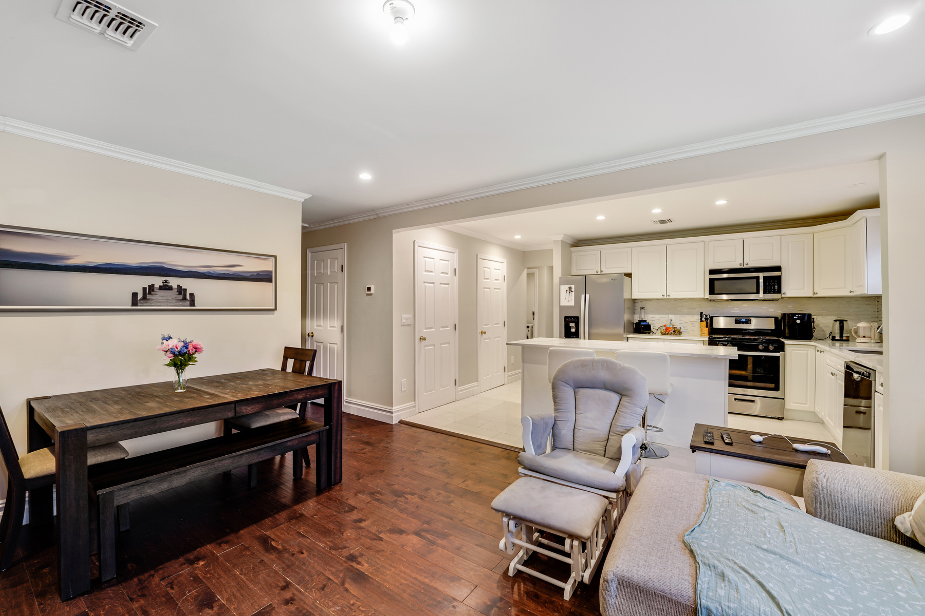 121 Dawes Highway