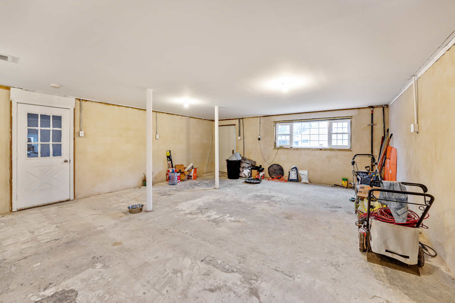 121 Dawes Highway