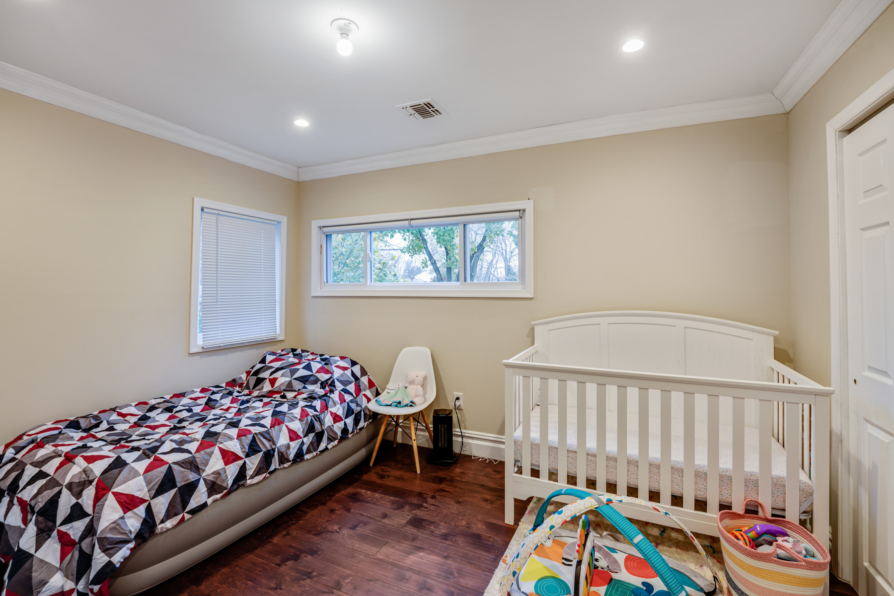 121 Dawes Highway