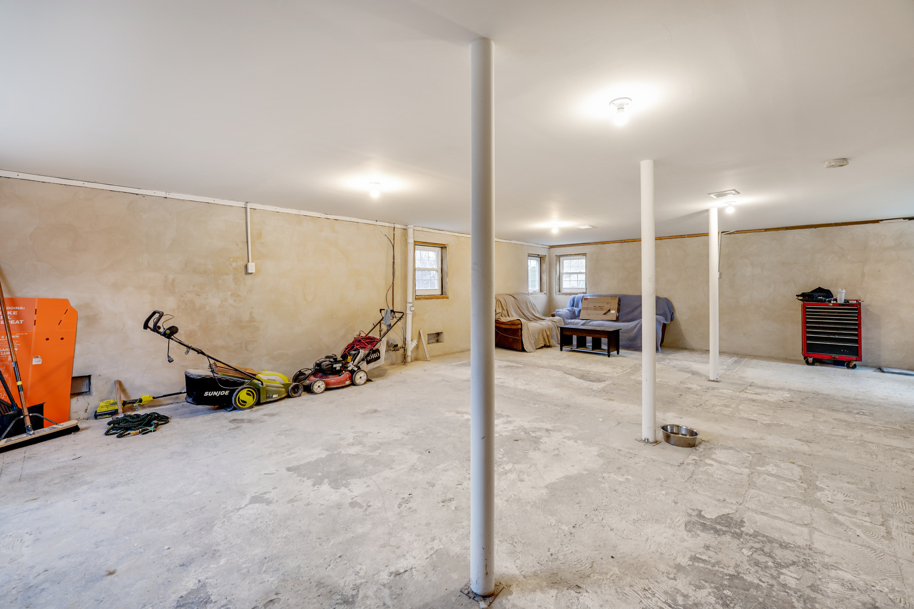 121 Dawes Highway
