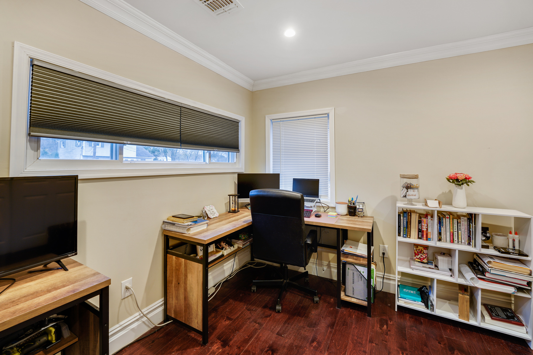 121 Dawes Highway