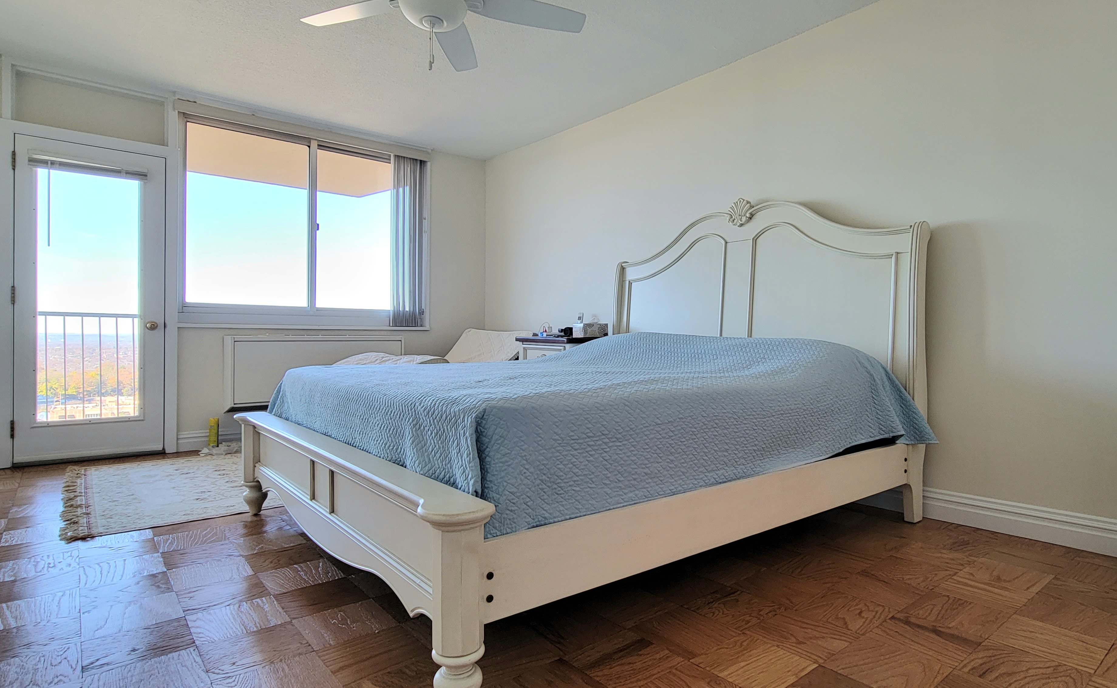 2150 Center Avenue, #21D 