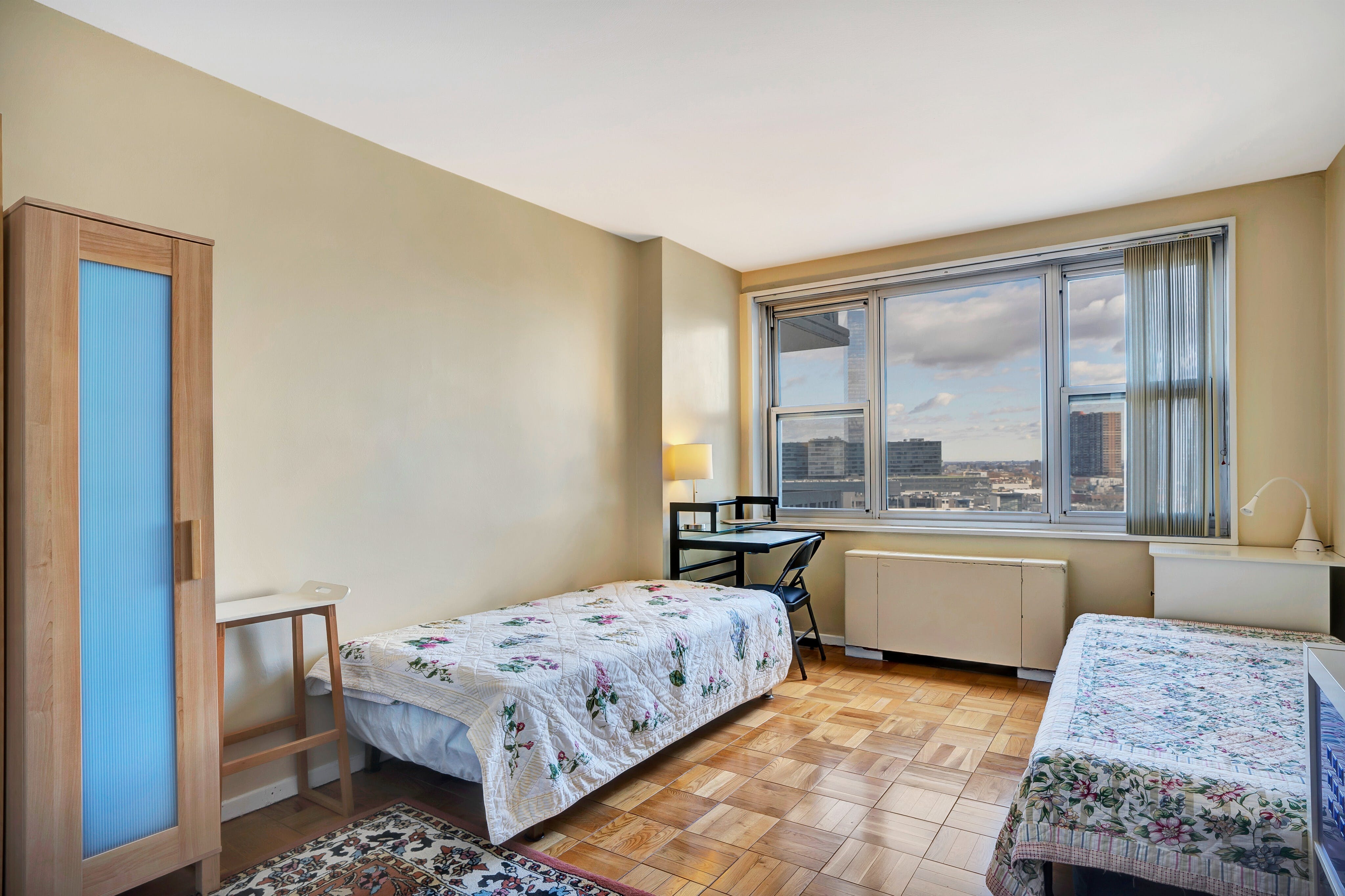 2000 Linwood Avenue, #10O