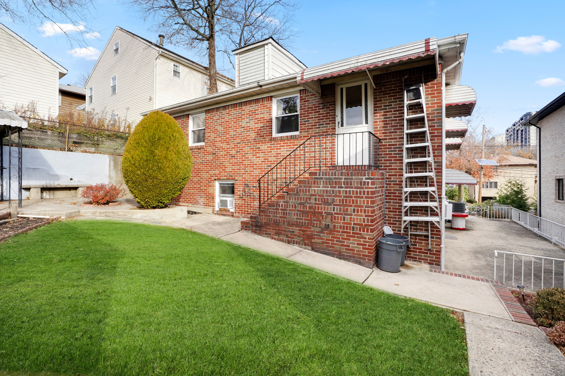 444 East Central Boulevard