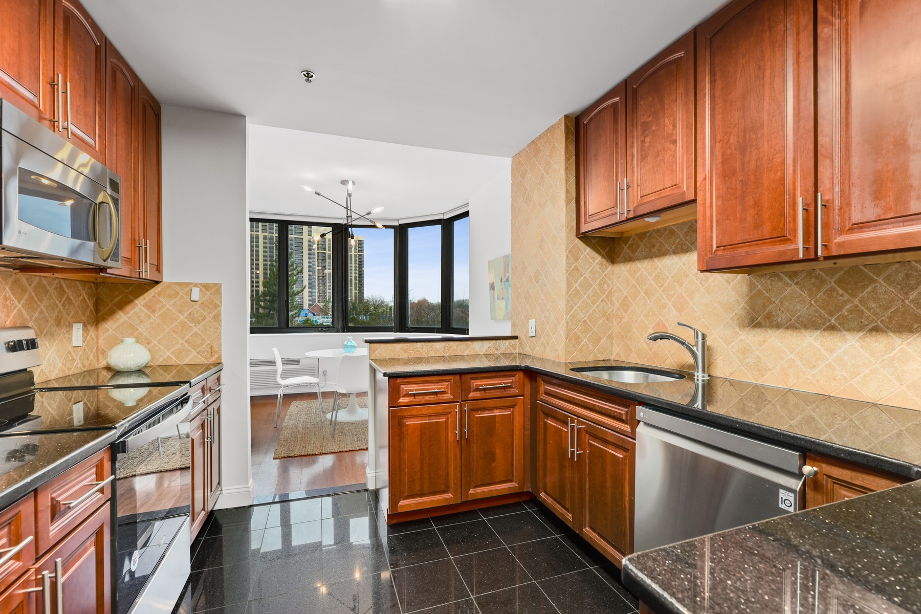 100 Carlyle Drive Unit 6CN