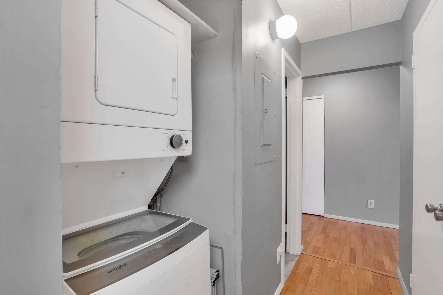 1077 River Road, #313