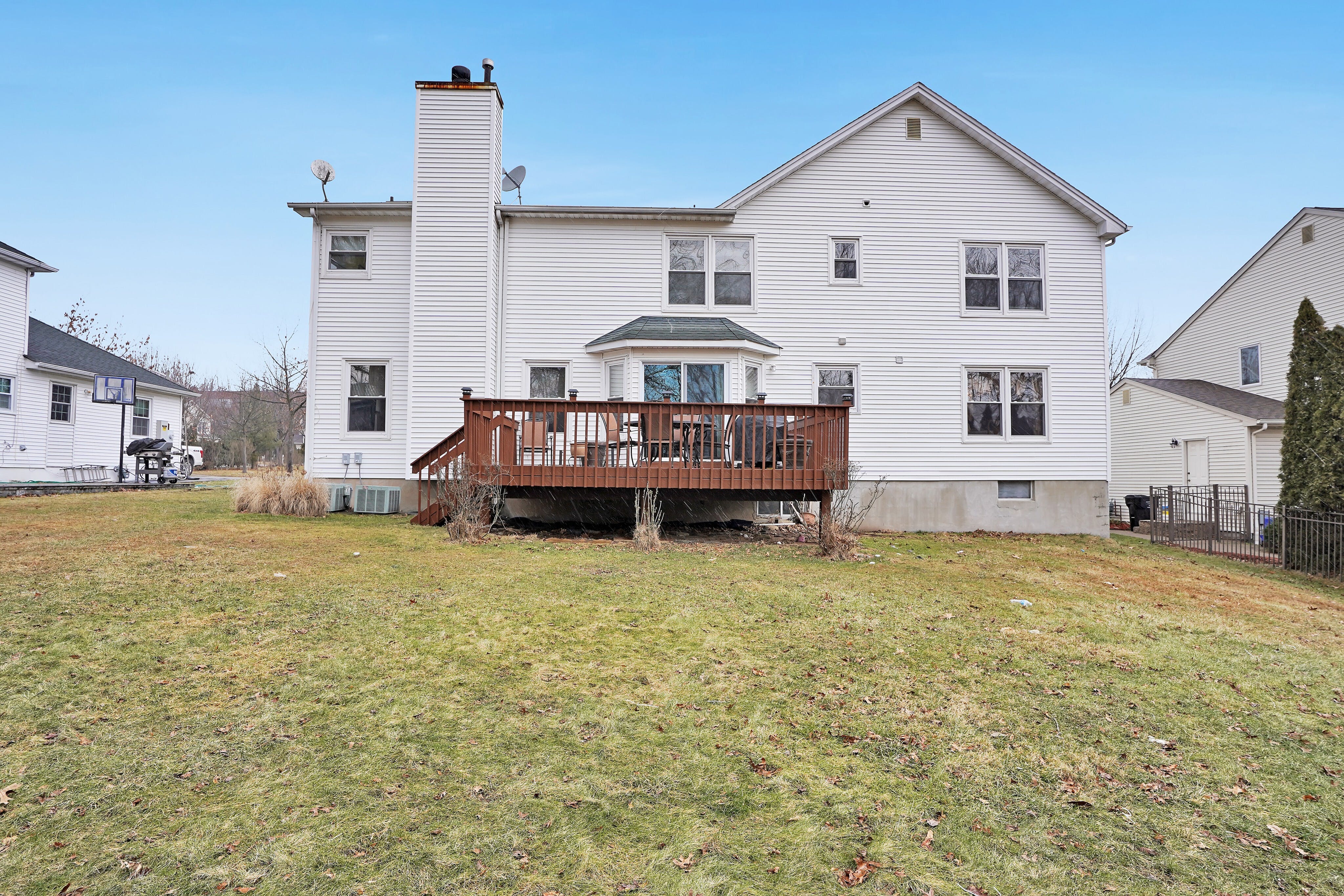 158 Frank Ln 