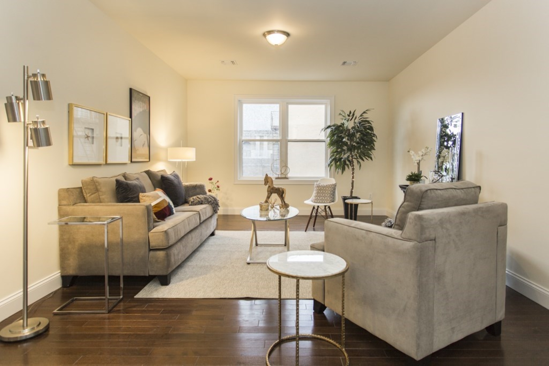 90 Clinton Avenue, #401