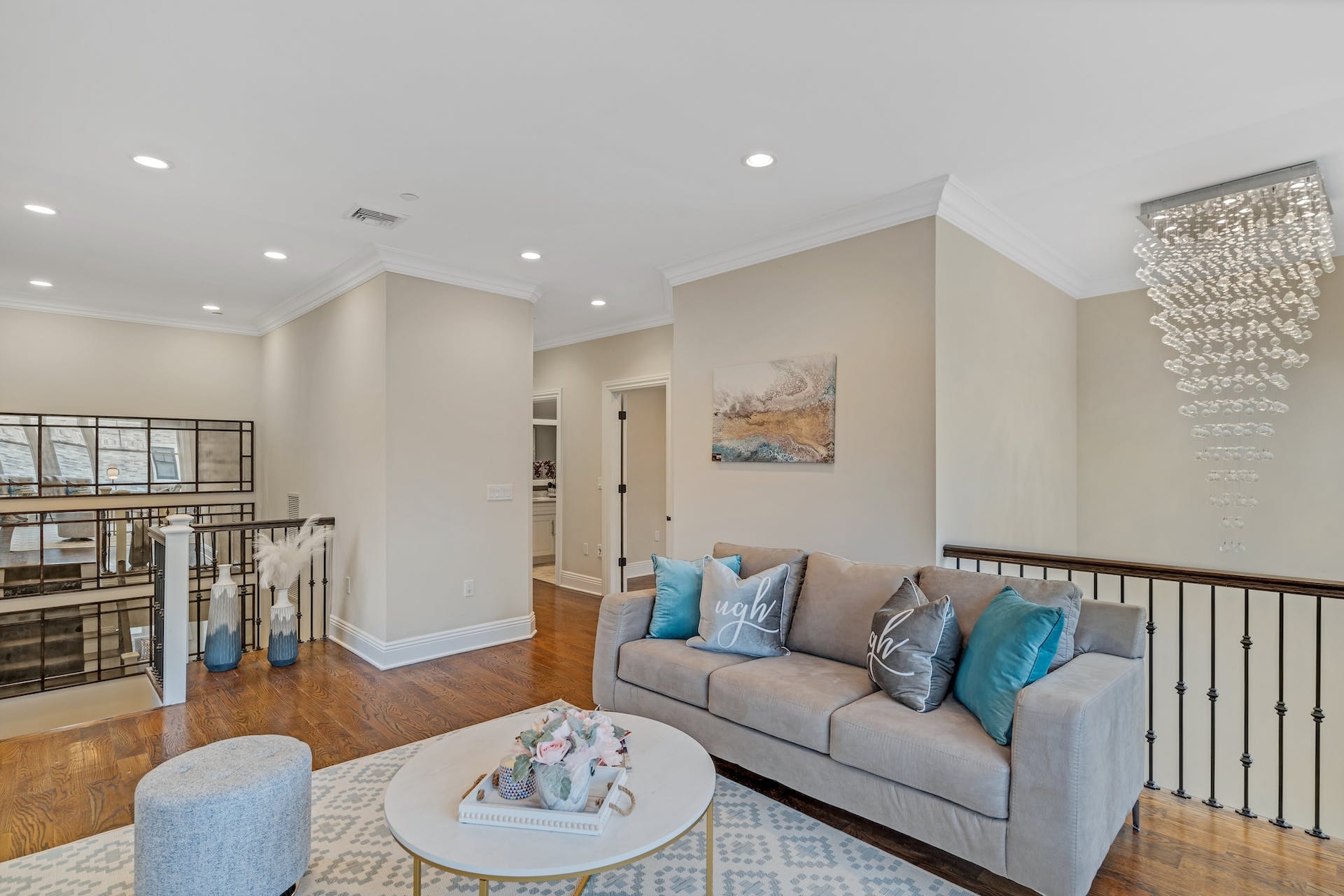 2 Marquis Court