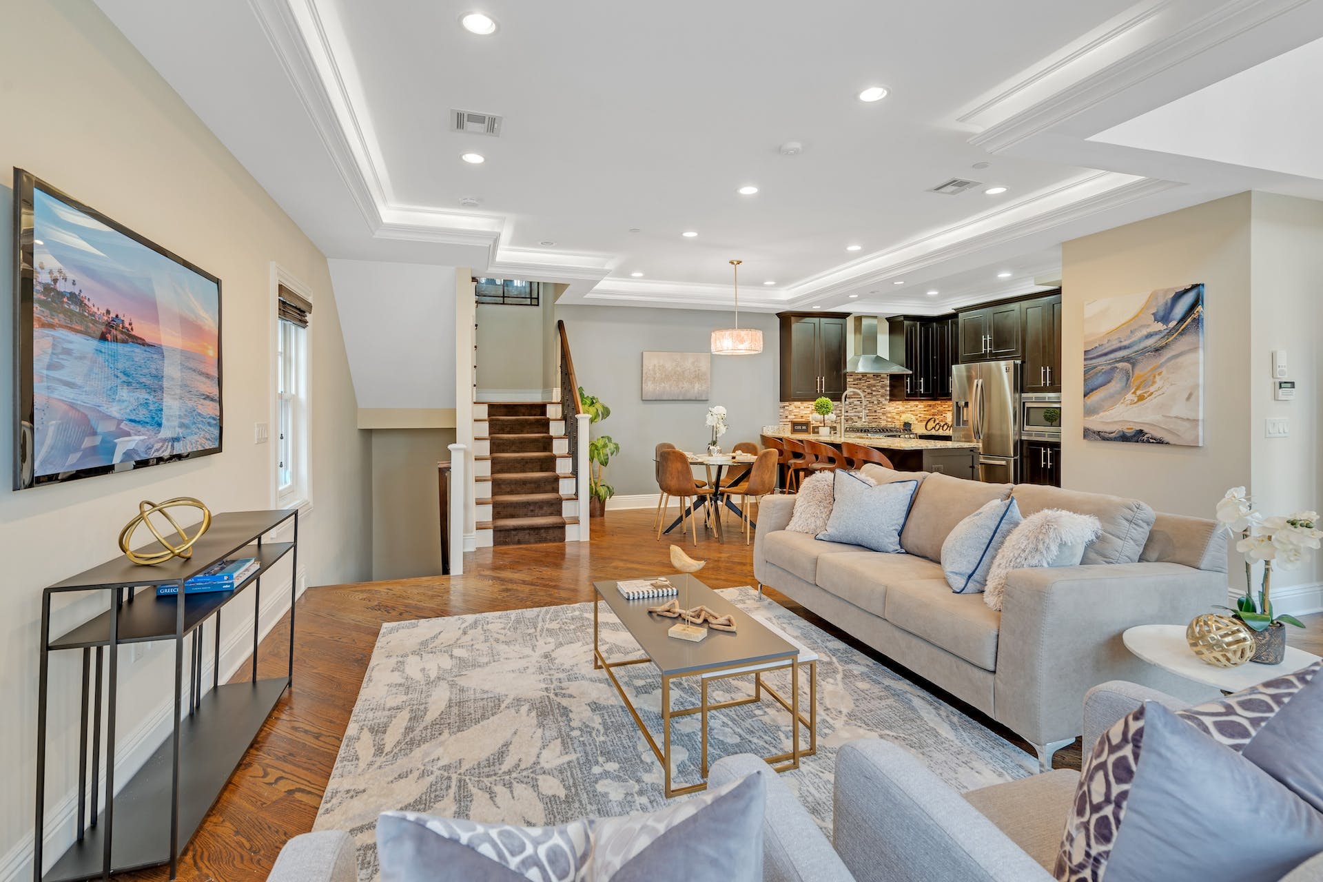 2 Marquis Court