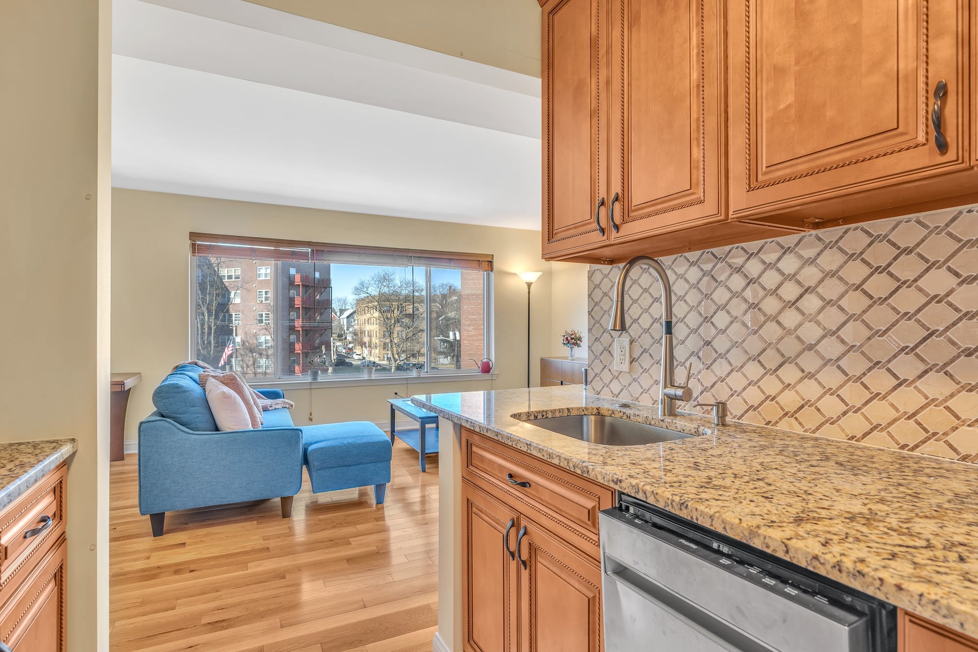 7410 Boulevard East, #4D