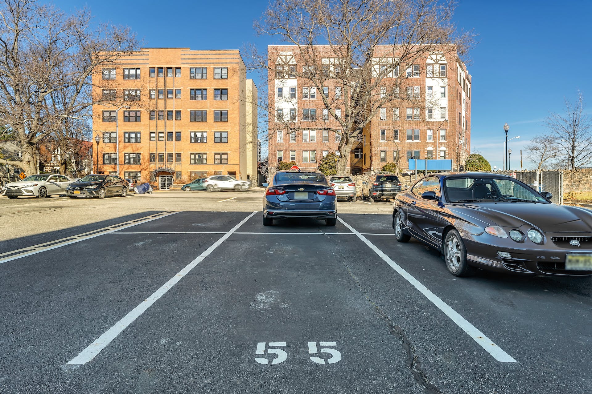 7410 Boulevard East, #4D
