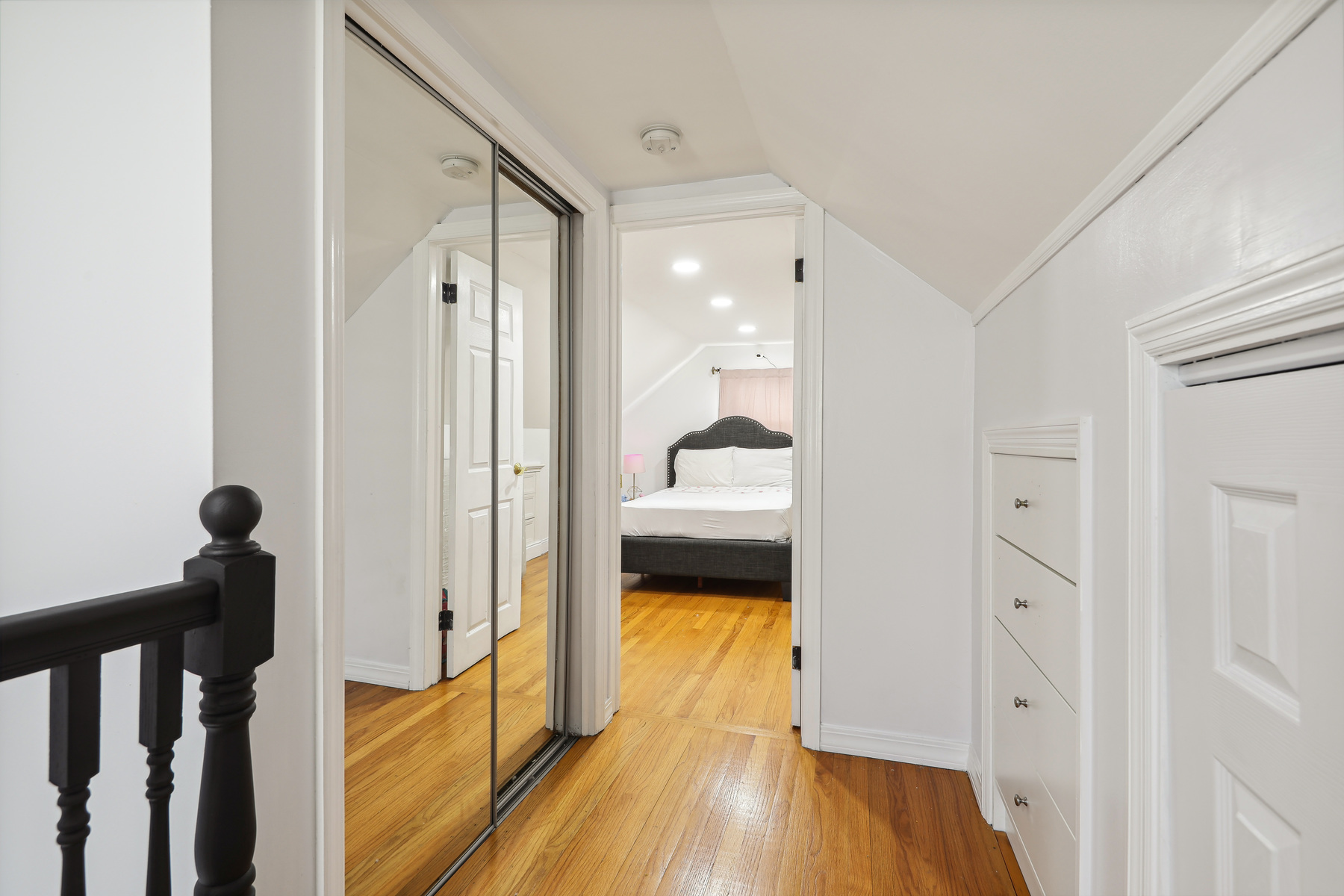 39 Violet Place 