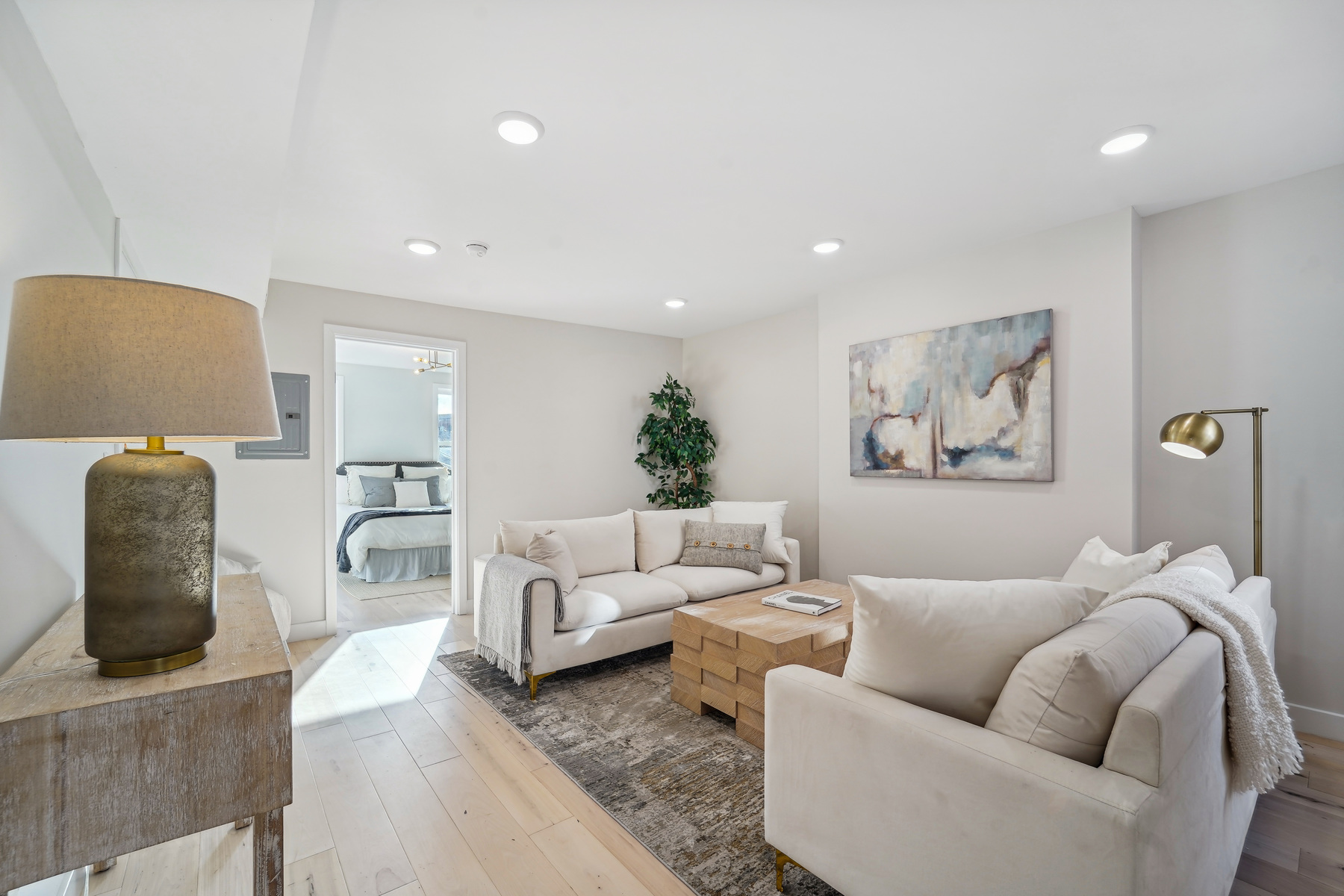 435 Jersey Avenue, #3