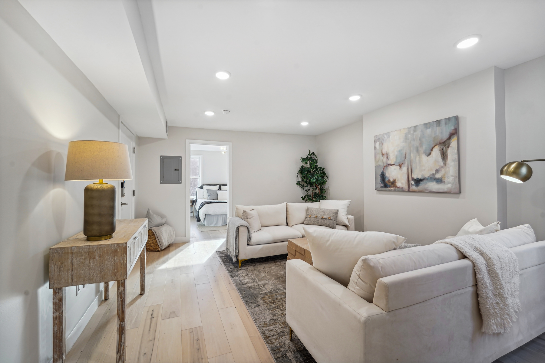 435 Jersey Avenue, #3