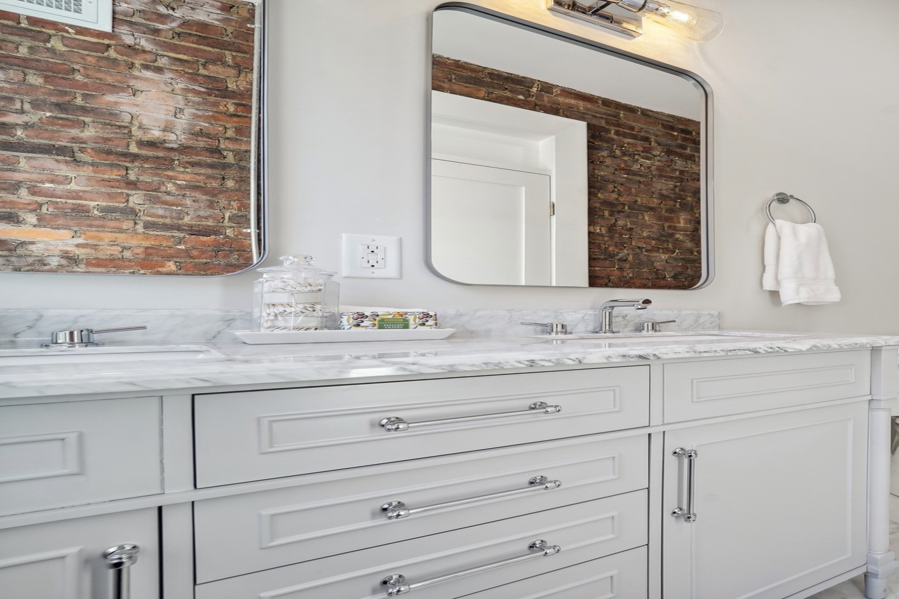435 Jersey Avenue, #3