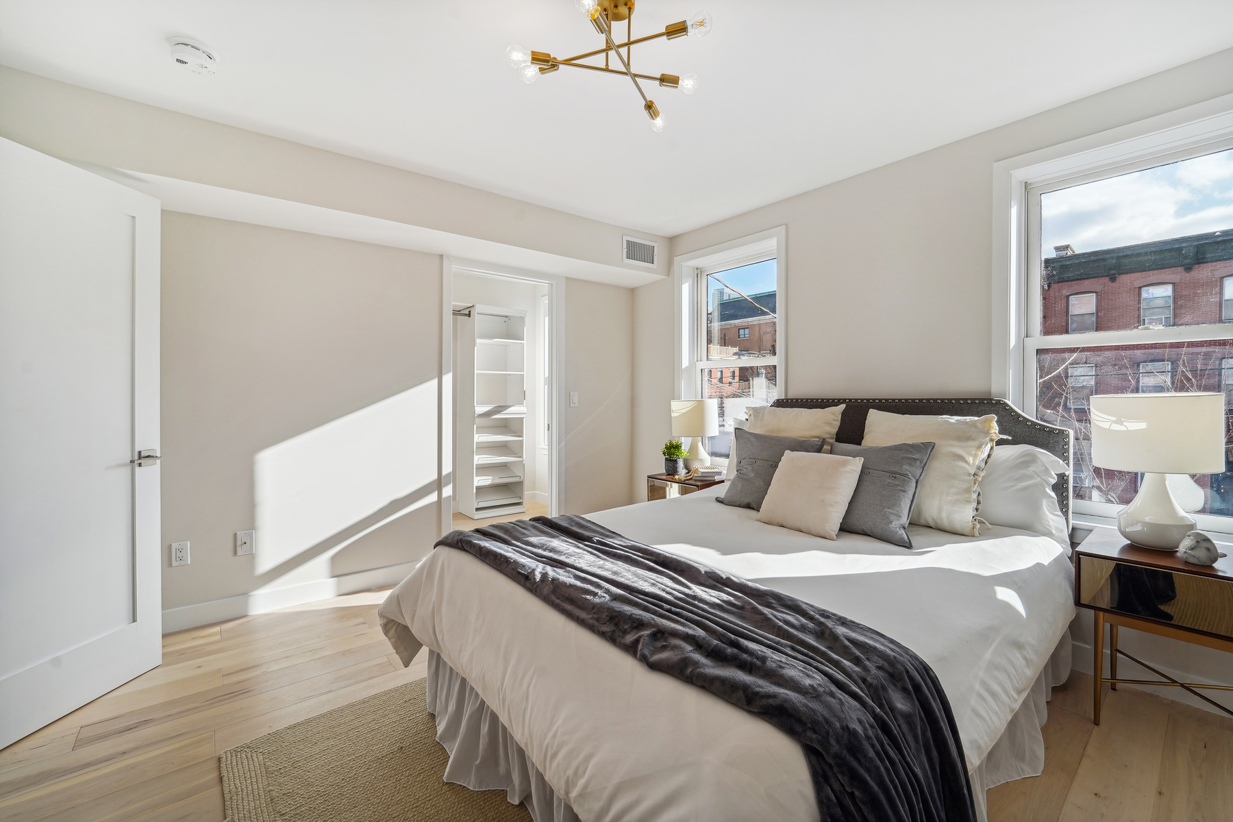 435 Jersey Avenue, #3