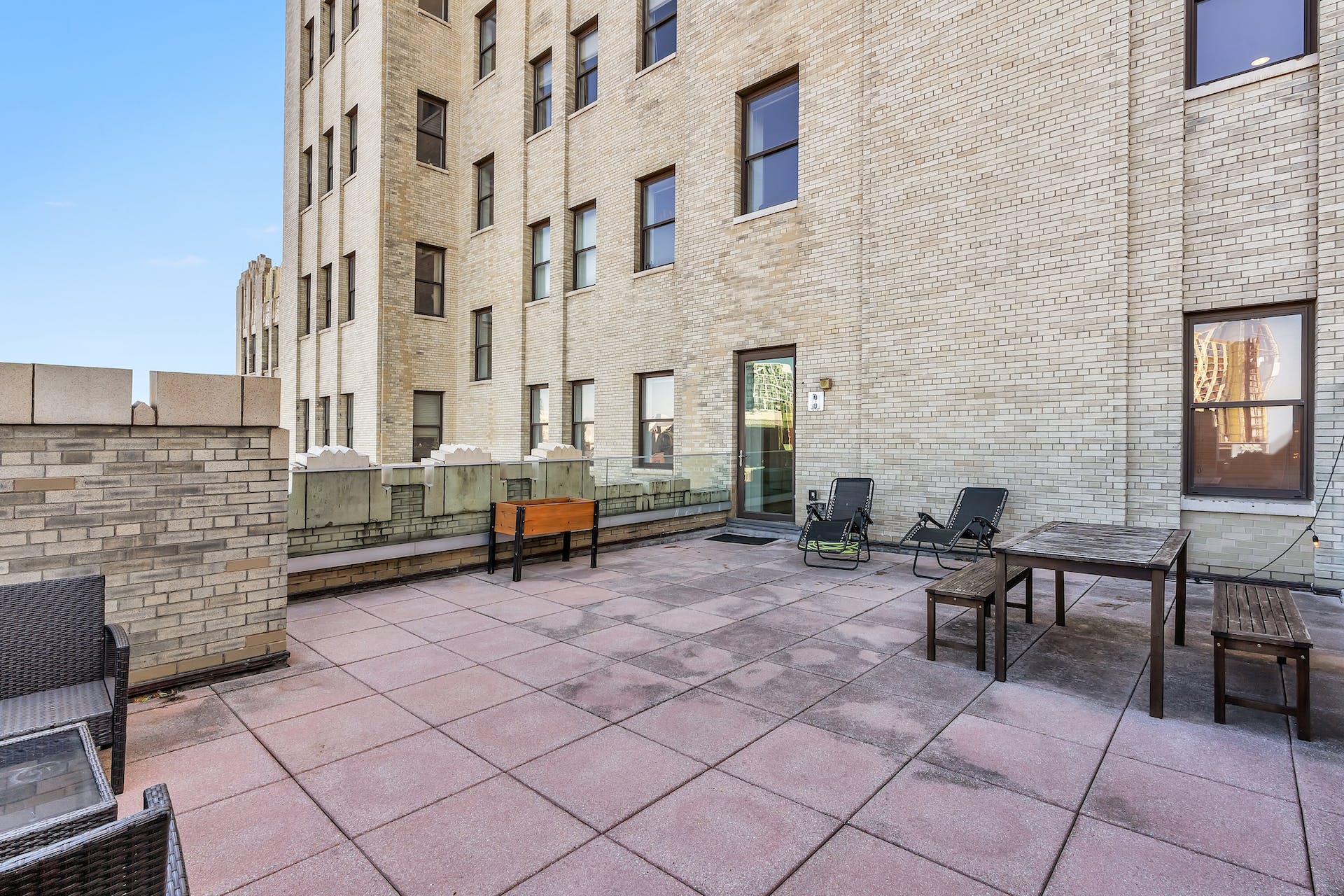 4 Beacon Way, #400