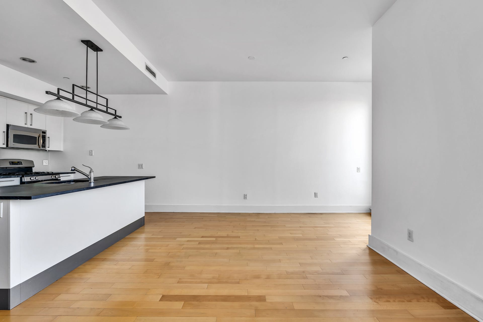 4 Beacon Way, #400