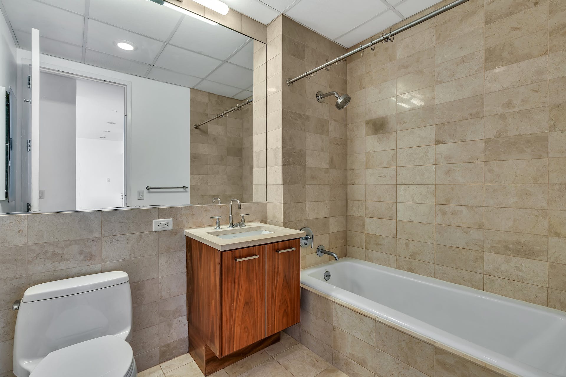 4 Beacon Way, #400