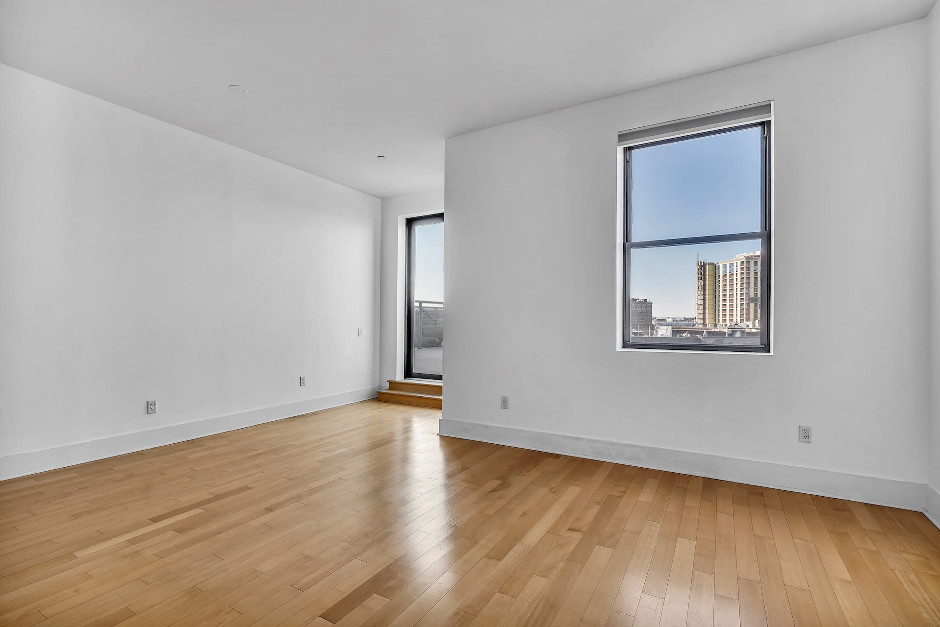 4 Beacon Way, #400