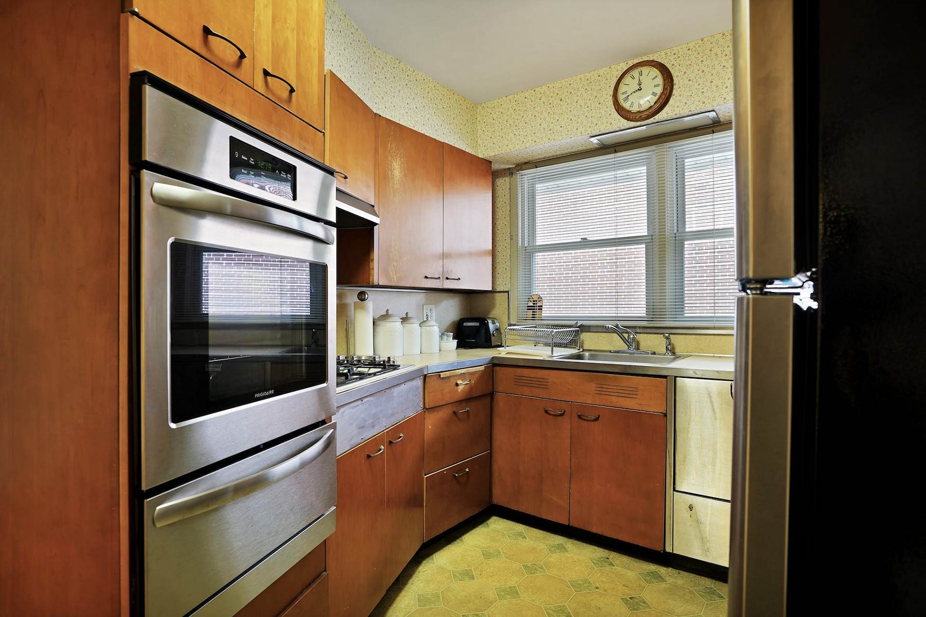 38 West 32nd Street, #4