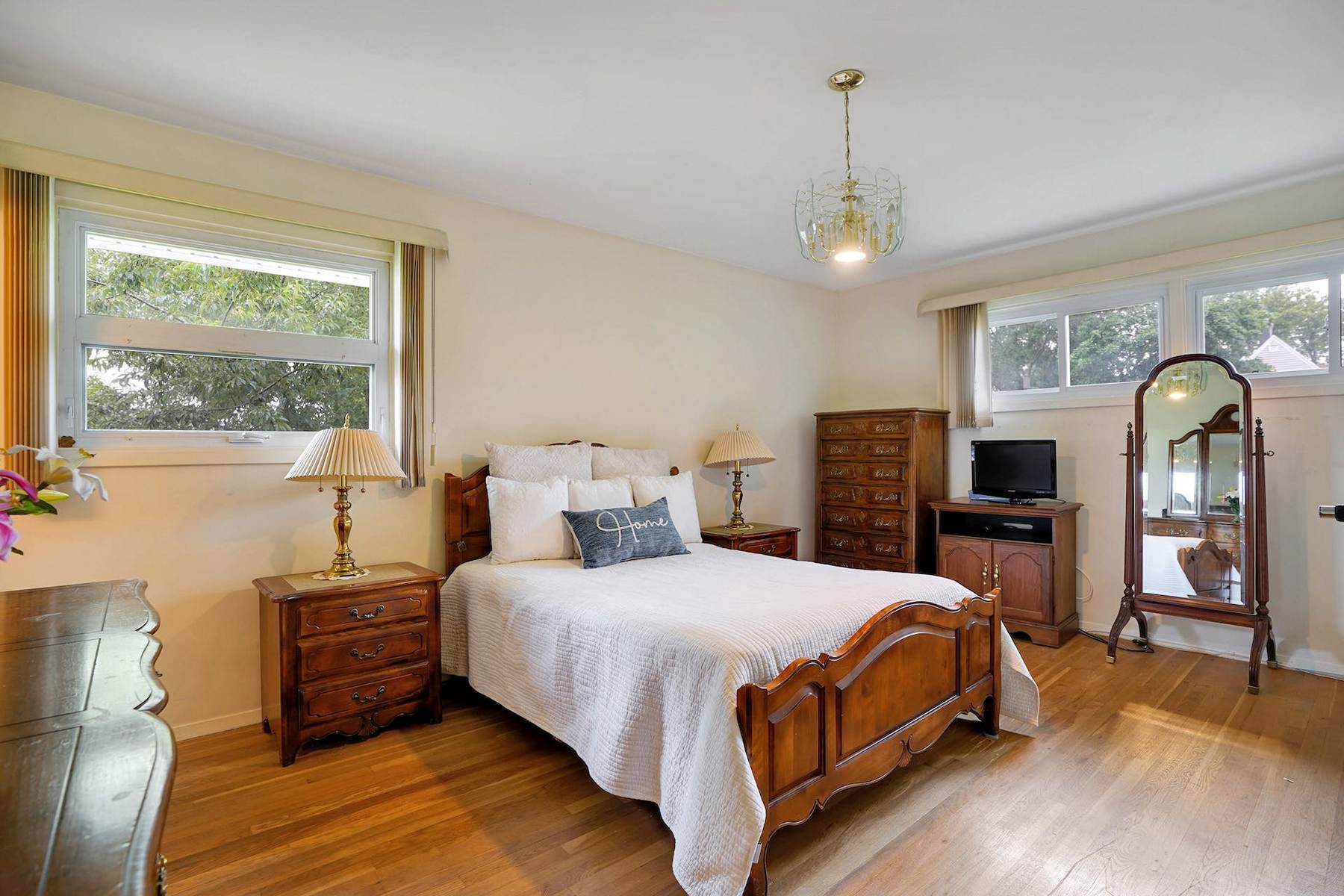 38 West 32nd Street, #4