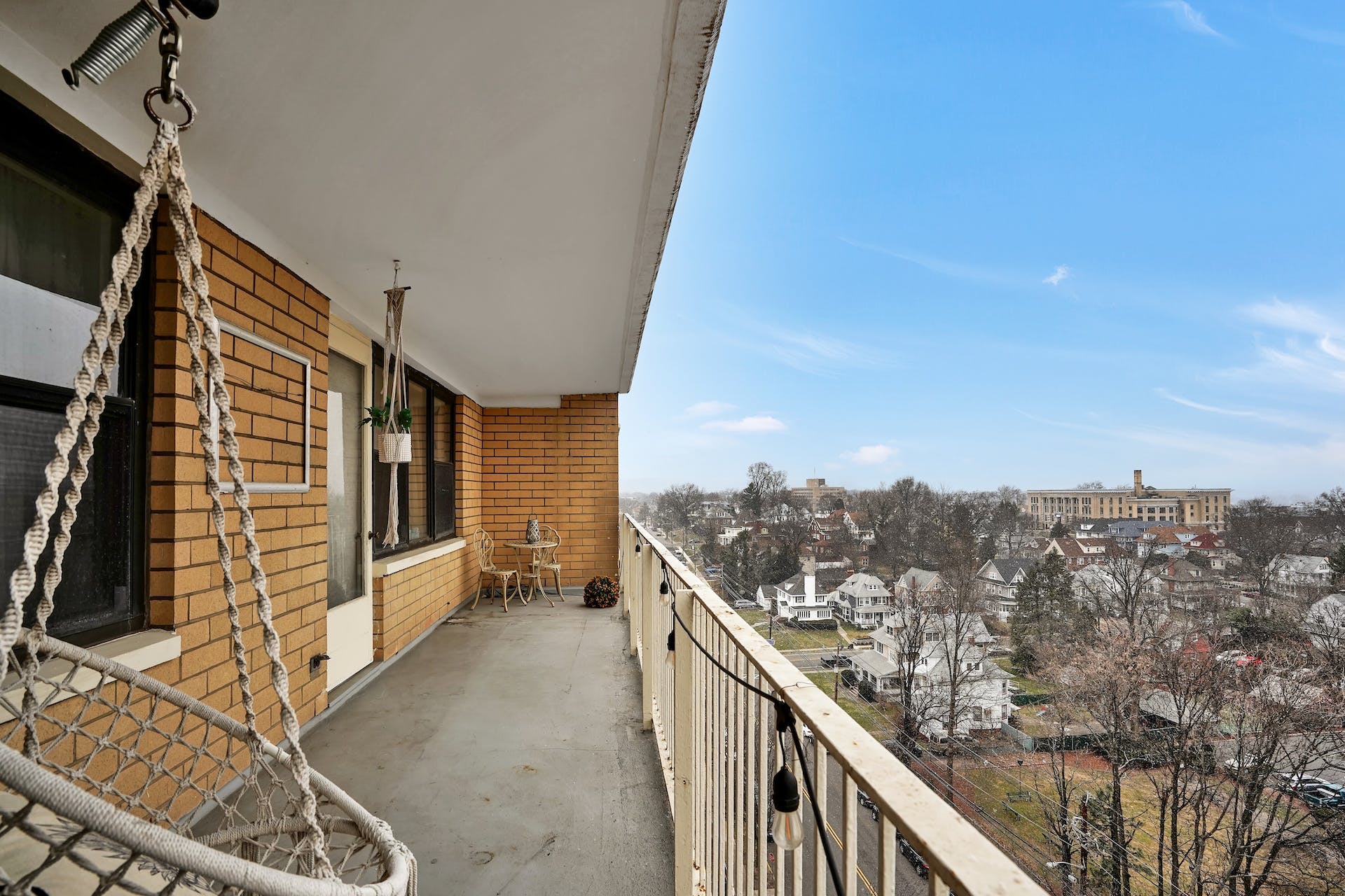 285 Aycrigg Avenue, #11B