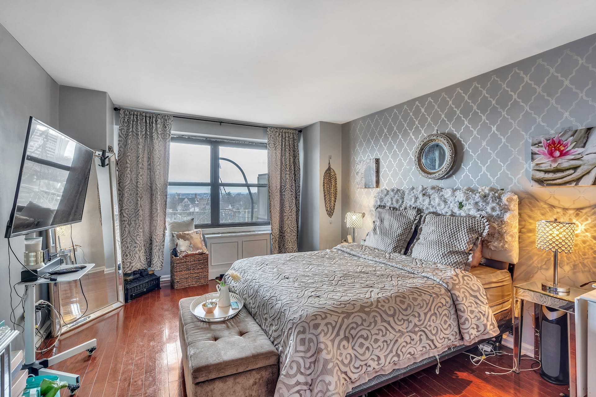 285 Aycrigg Avenue, #11B