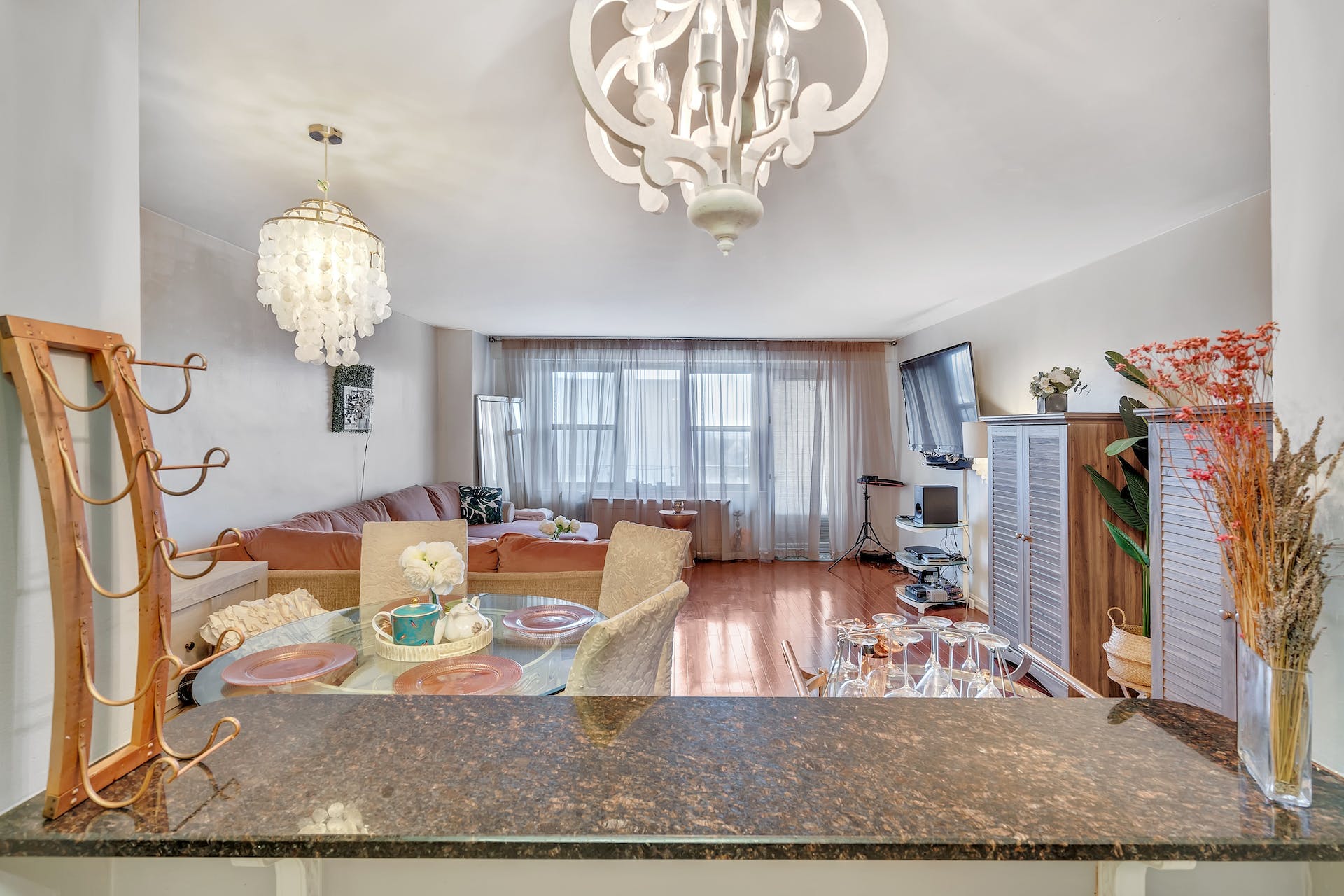 285 Aycrigg Avenue, #11B