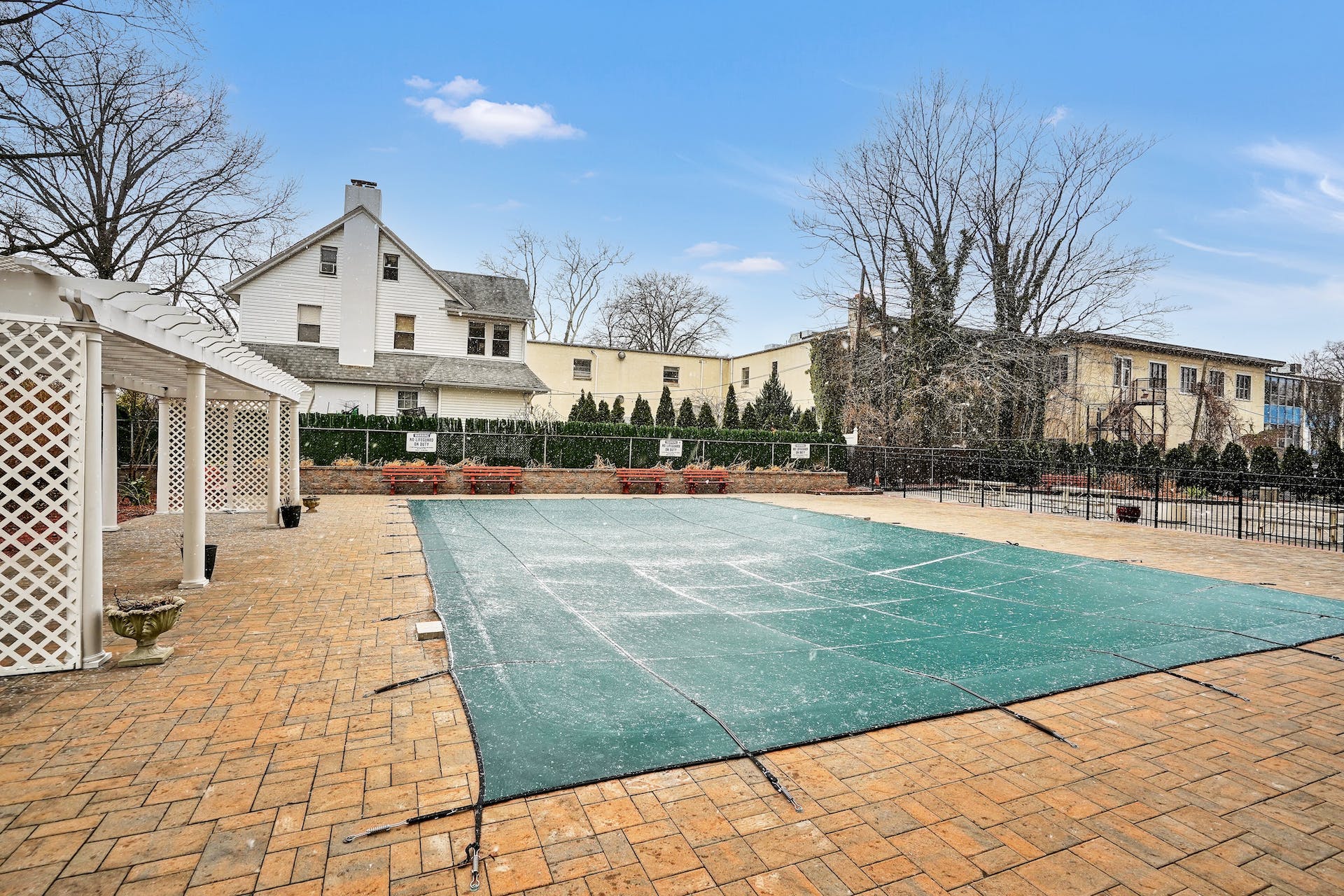 285 Aycrigg Avenue, #11B
