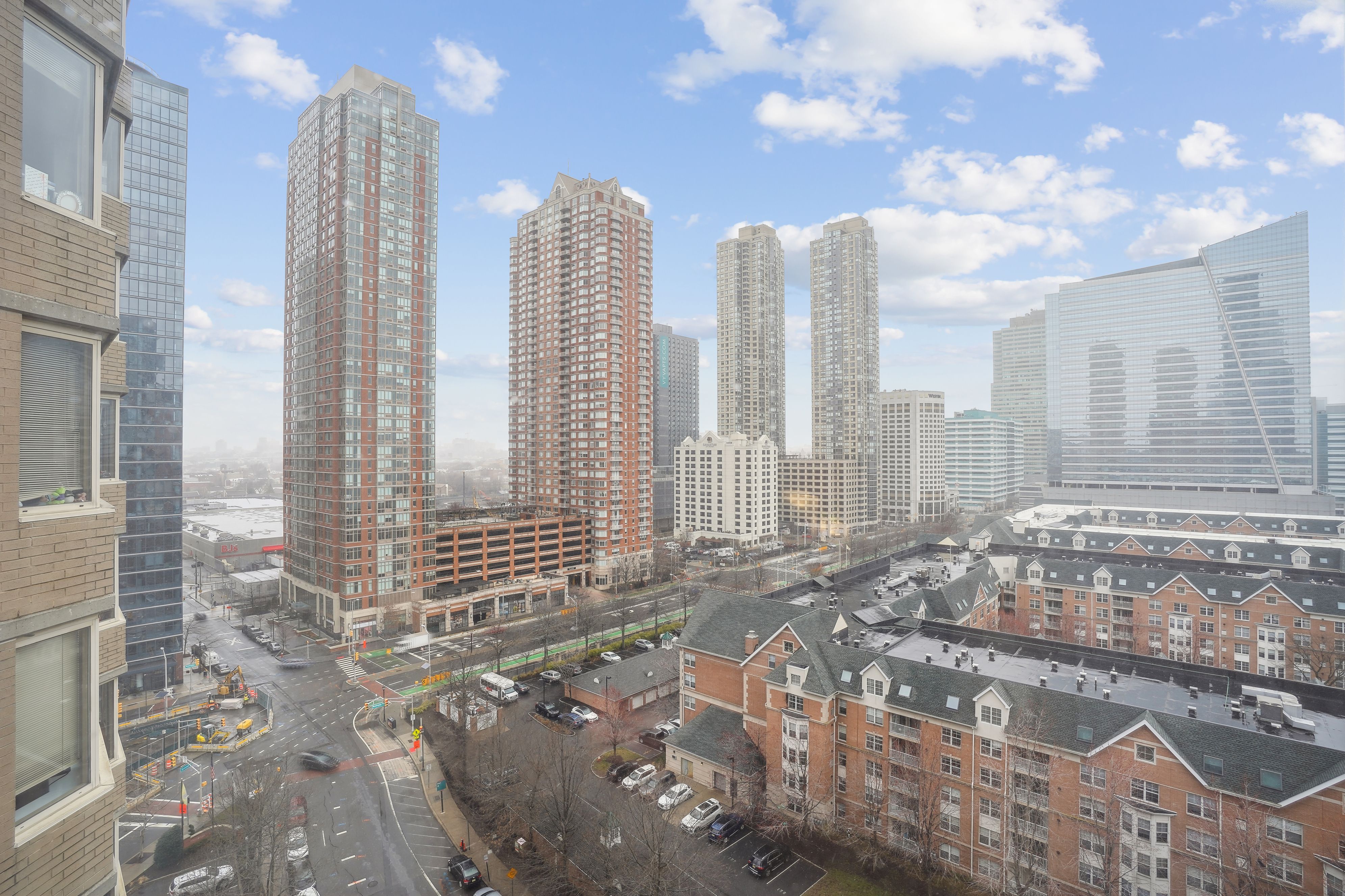 1 2nd St Unit# 1408