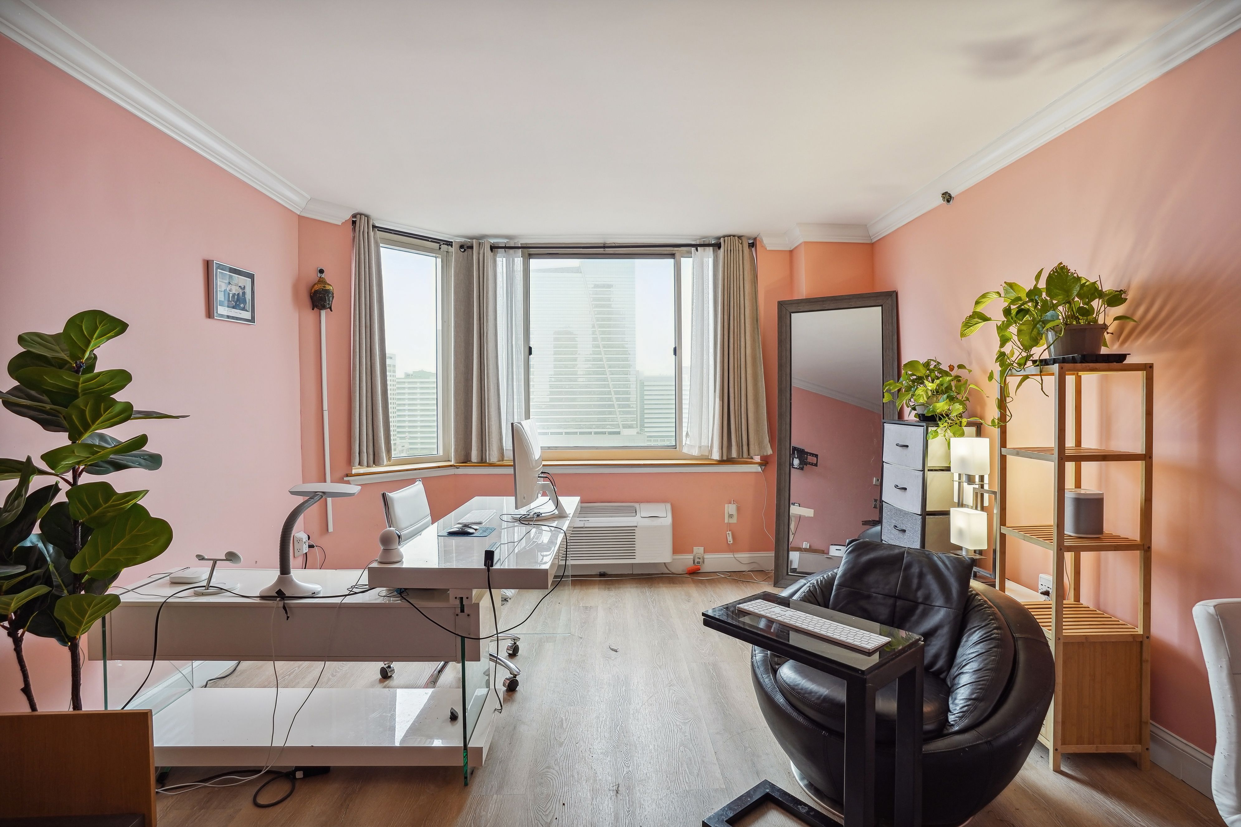 1 2nd St Unit# 1408