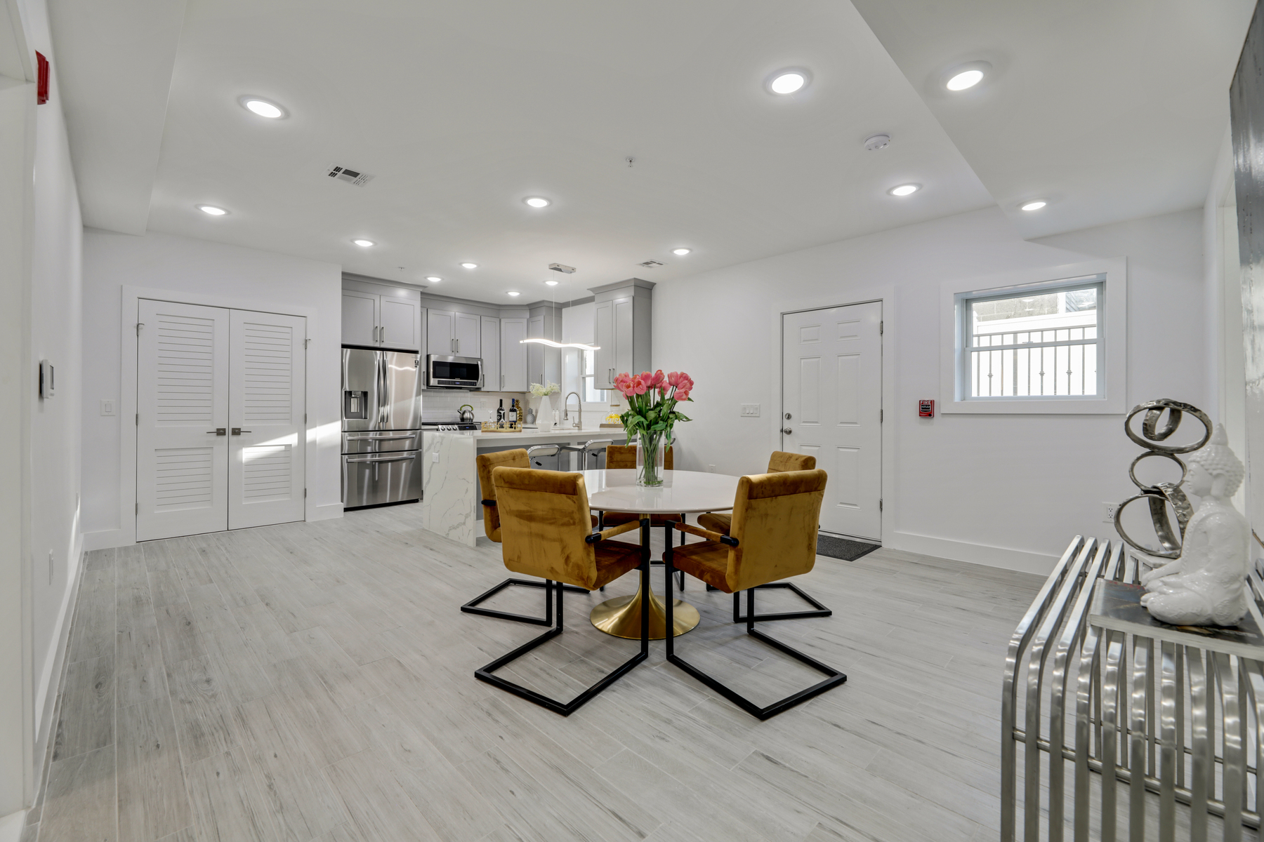 2 Holmes Avenue, Unit B 
