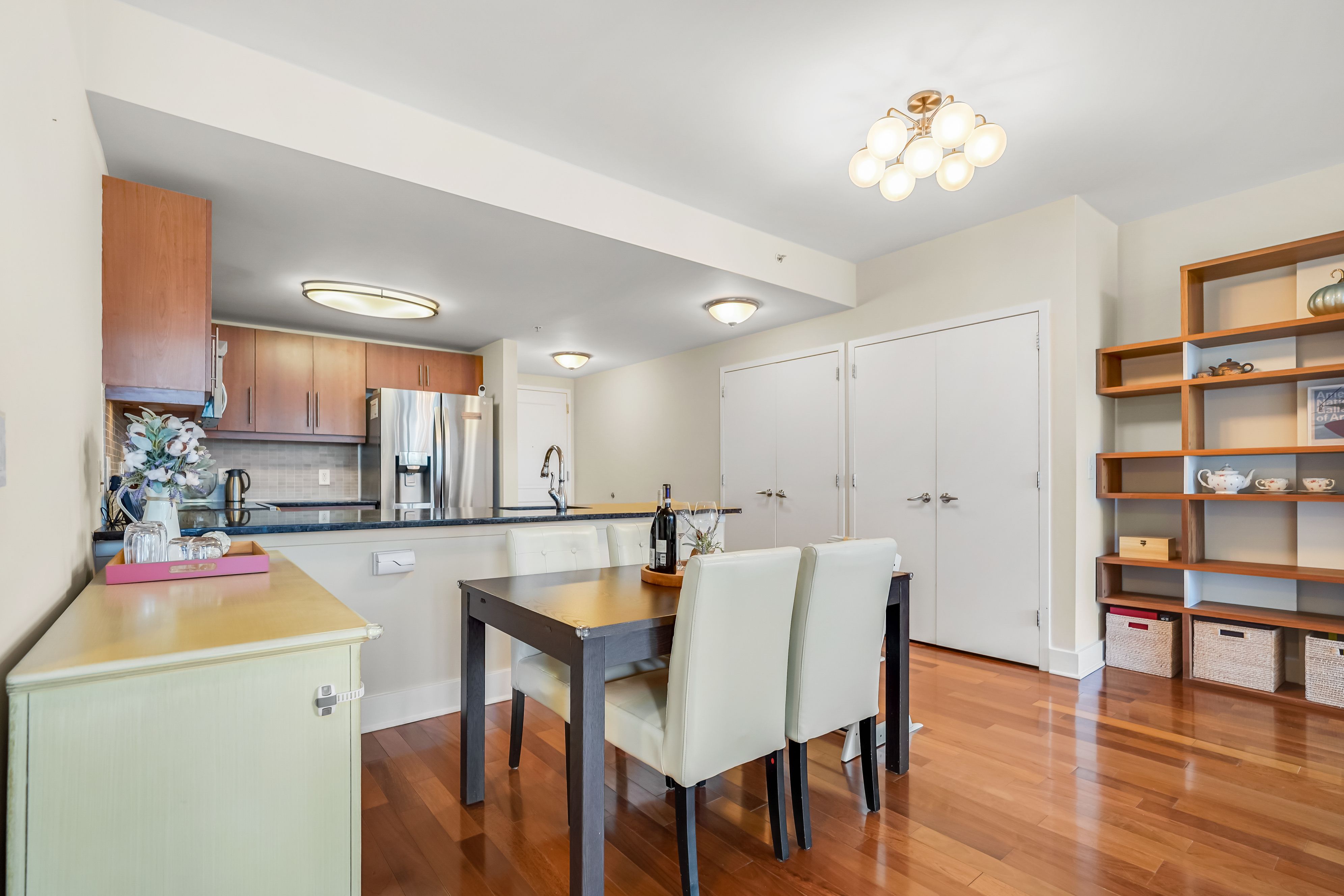 88 Morgan St Unit# 906