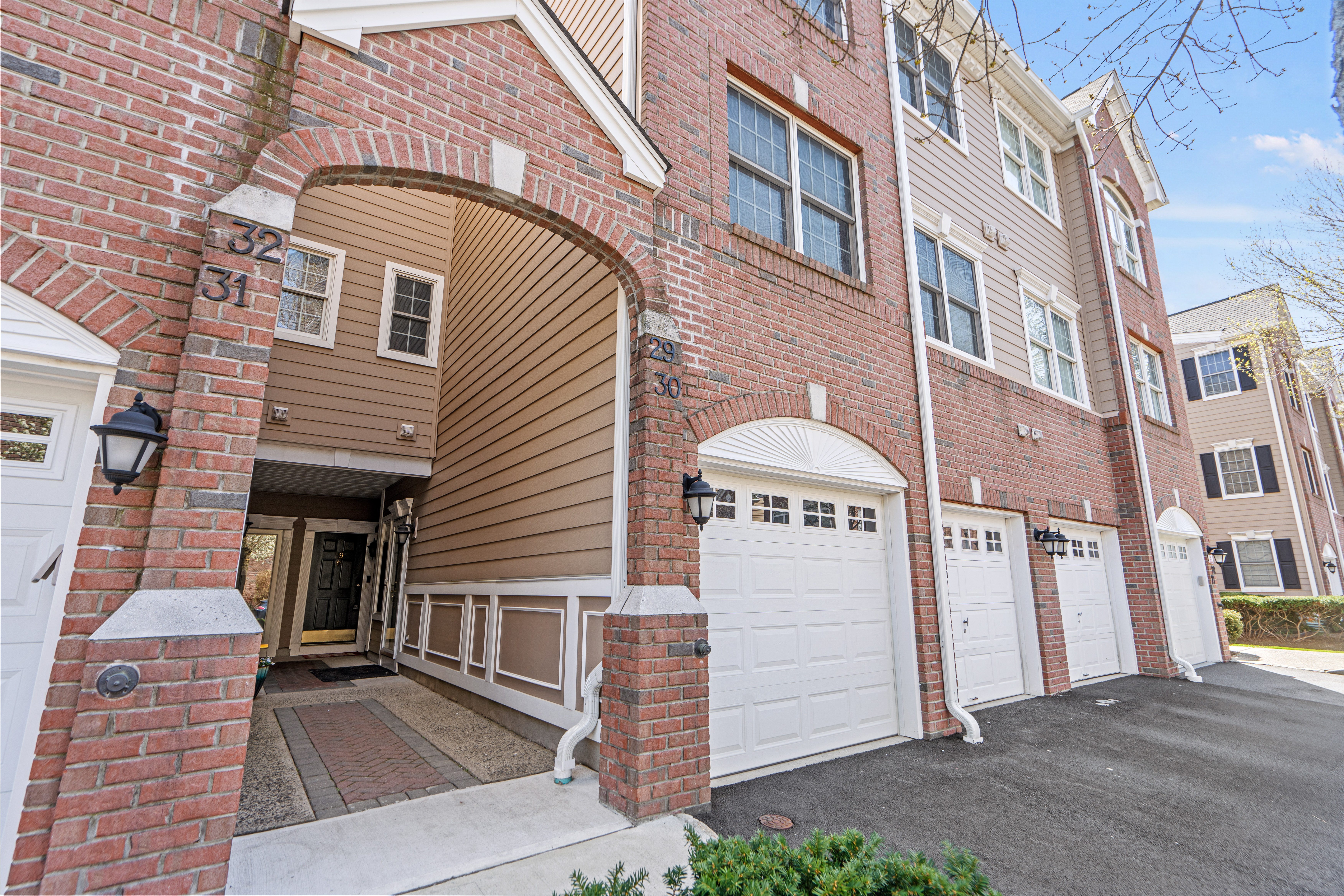 29 Lydia Dr 