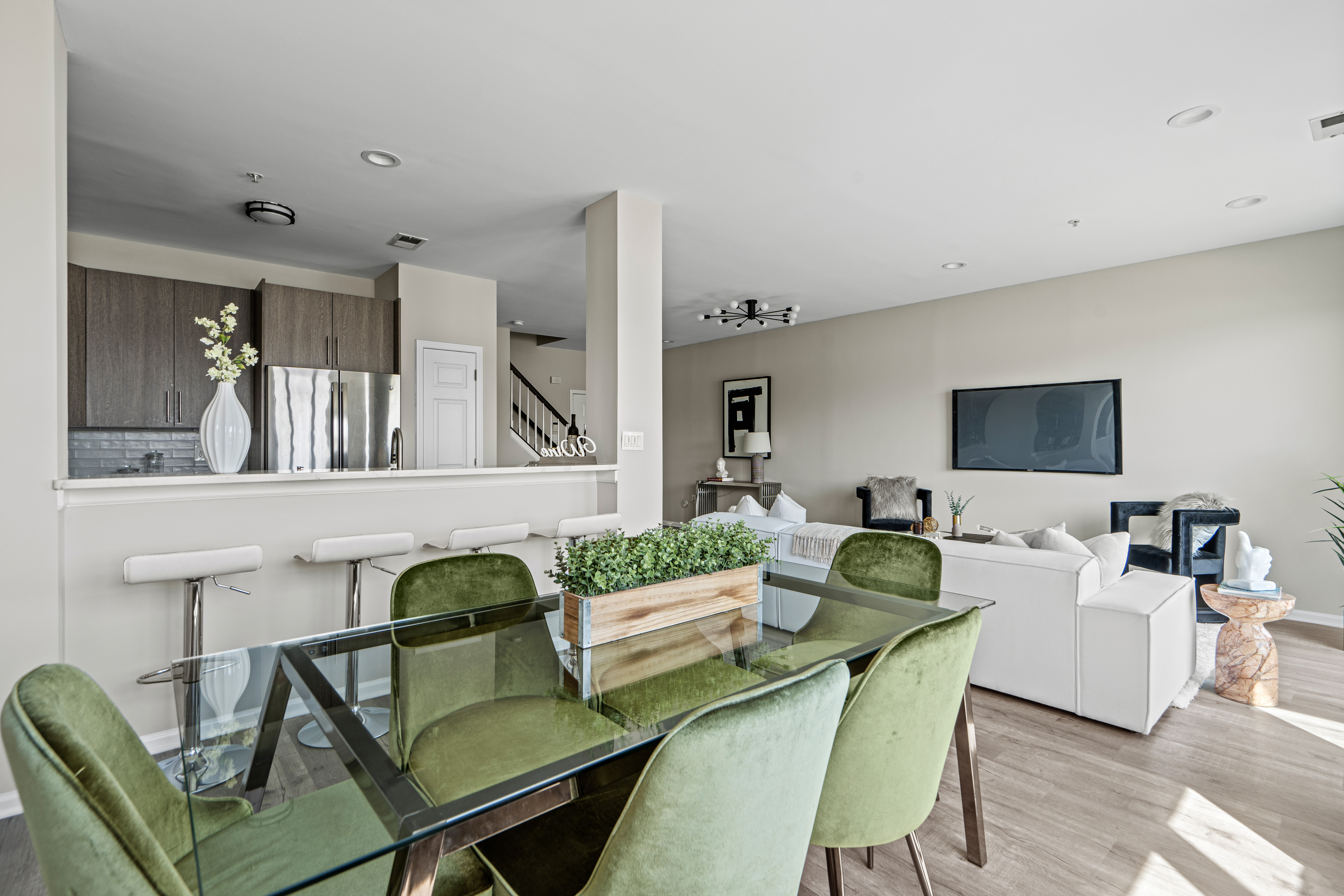 29 Lydia Dr 