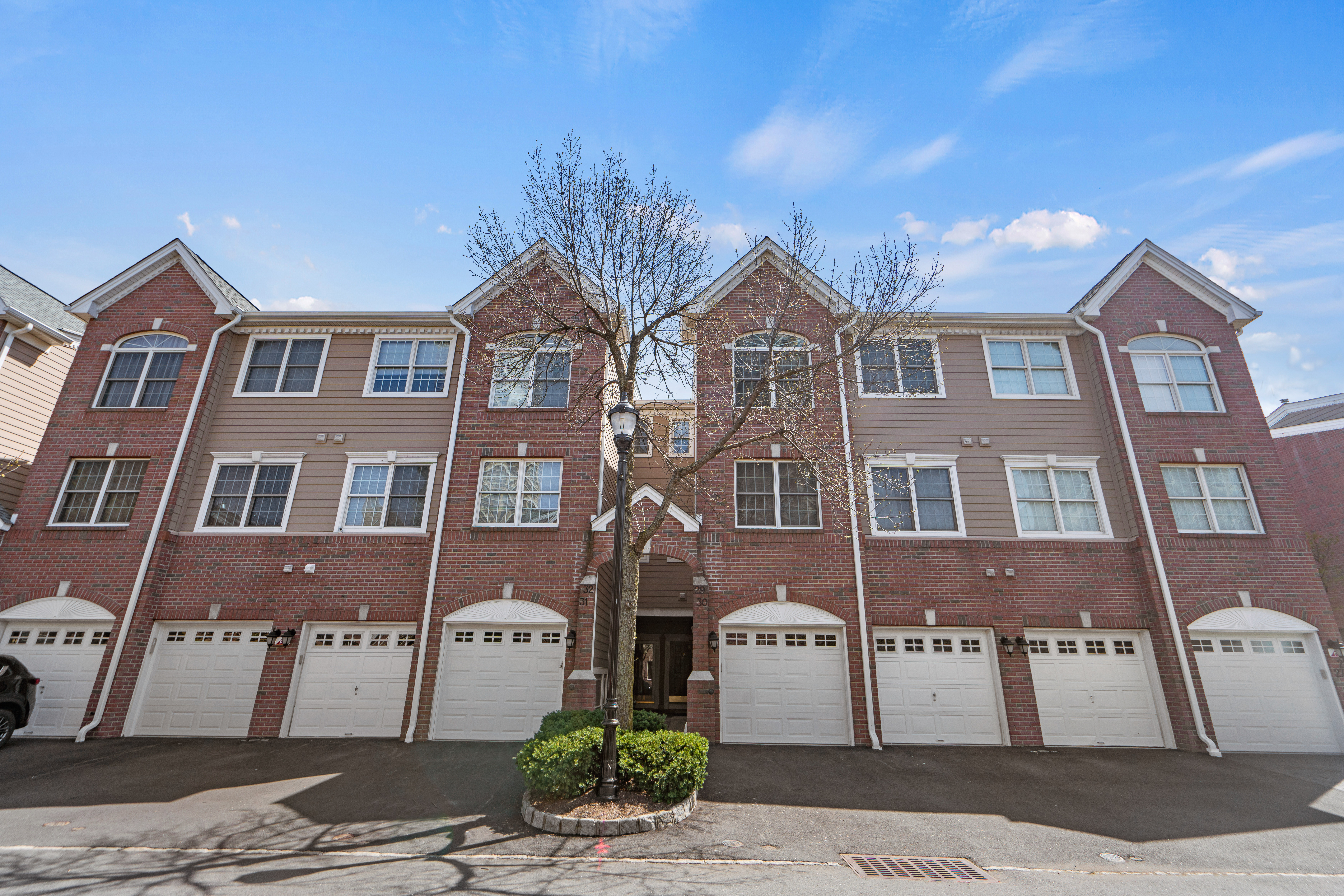 29 Lydia Dr 