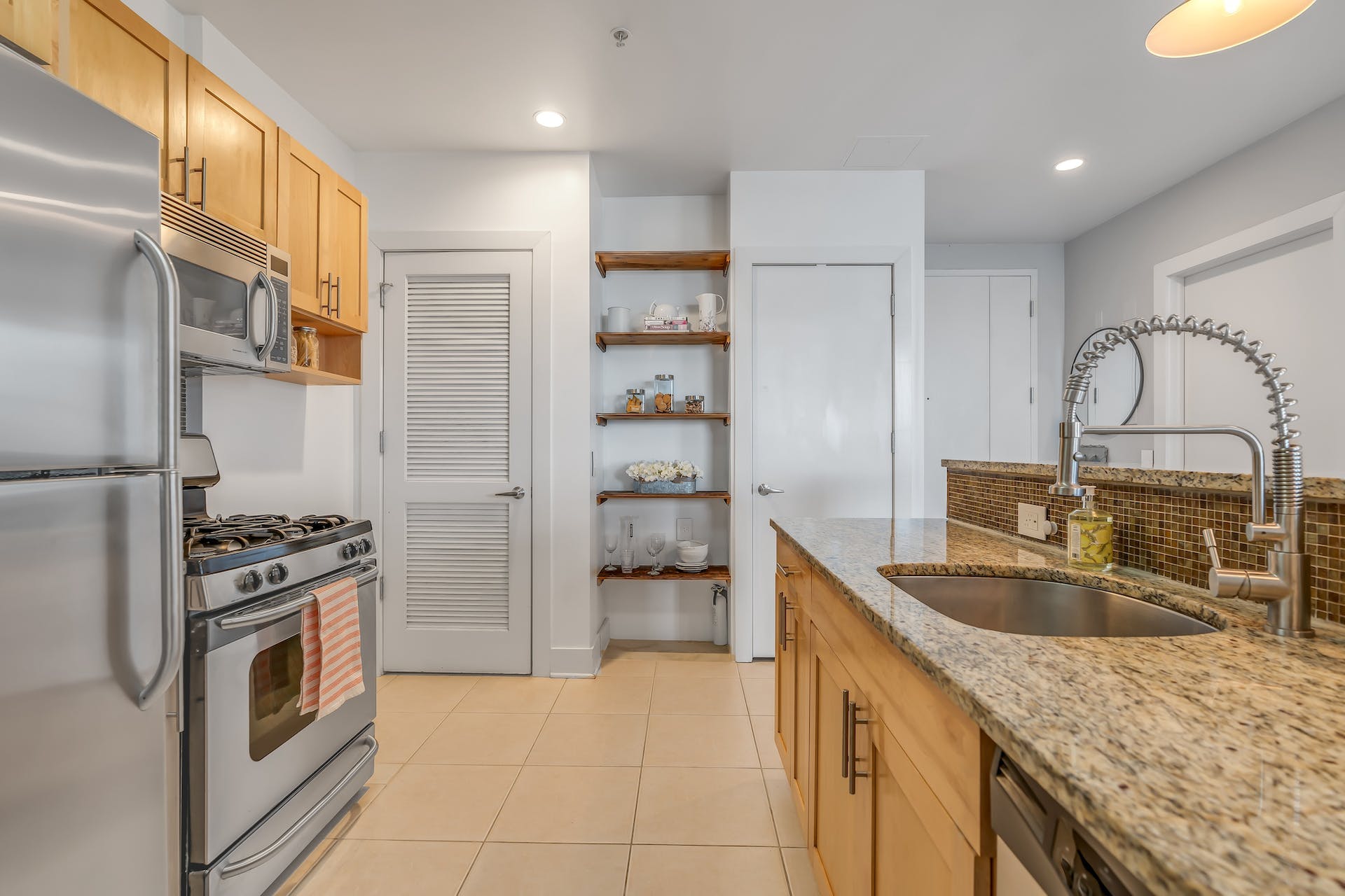159 2nd St Unit# 904