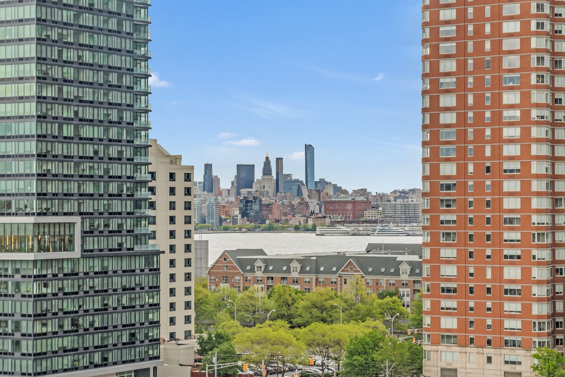 159 2nd St Unit# 904