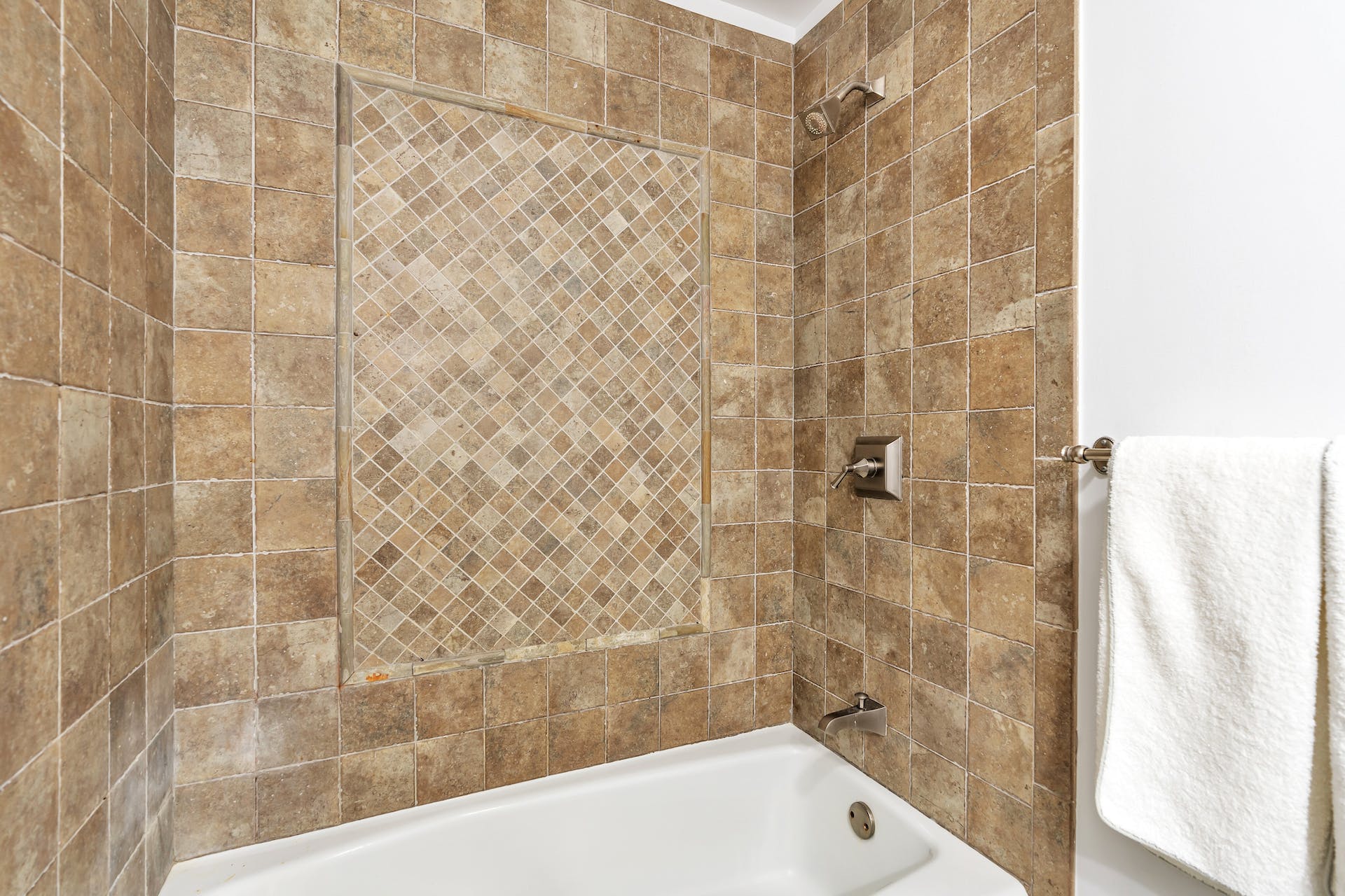 200 Shearwater Ct West Unit# 11