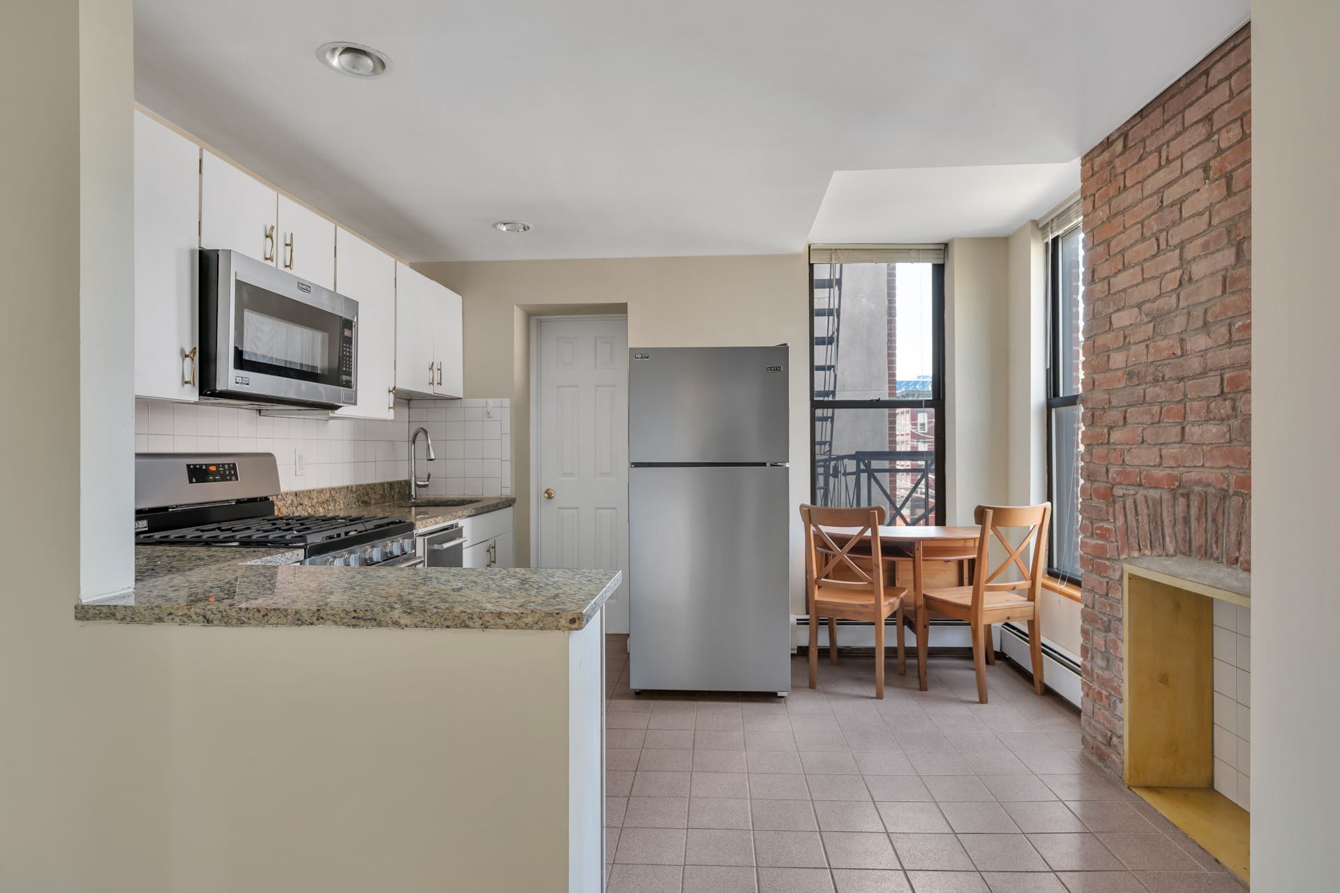 132 Adams St Unit# 5
