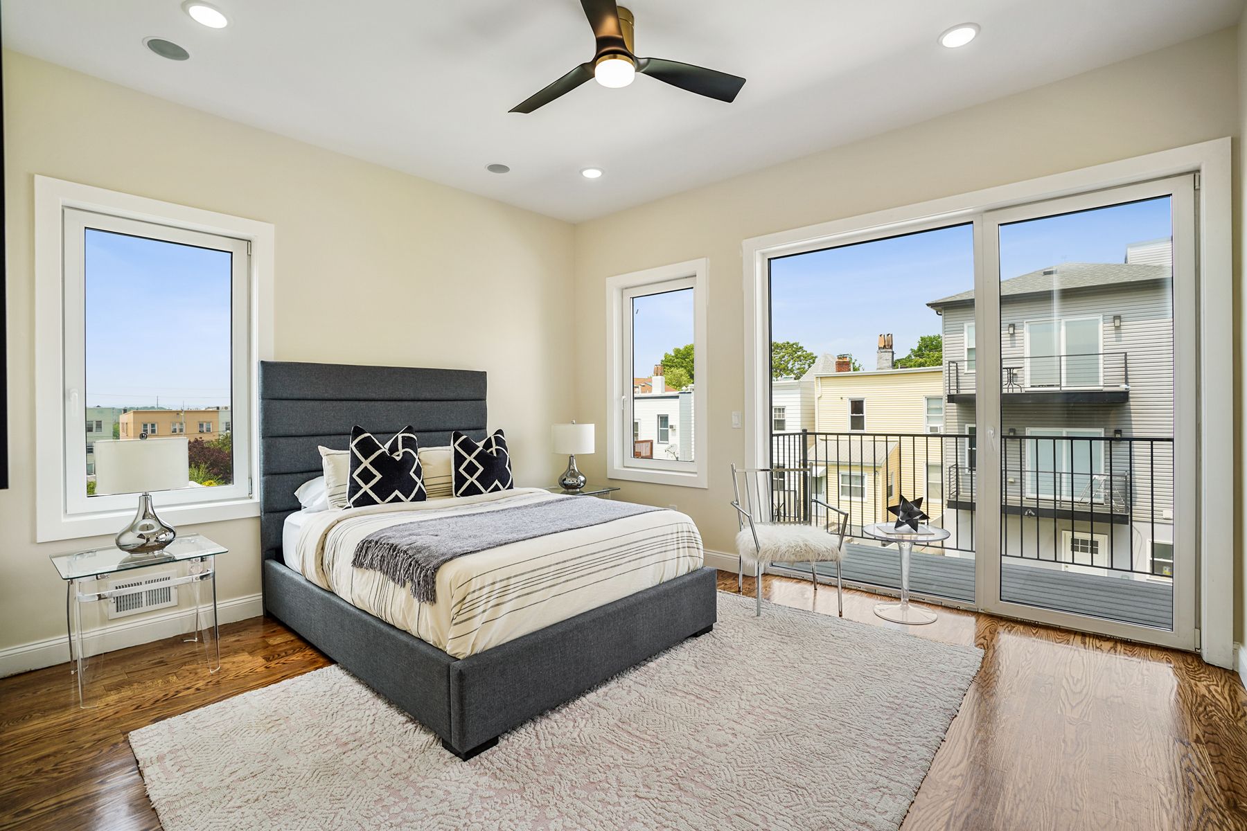 112 Carlton Avenue, #1 