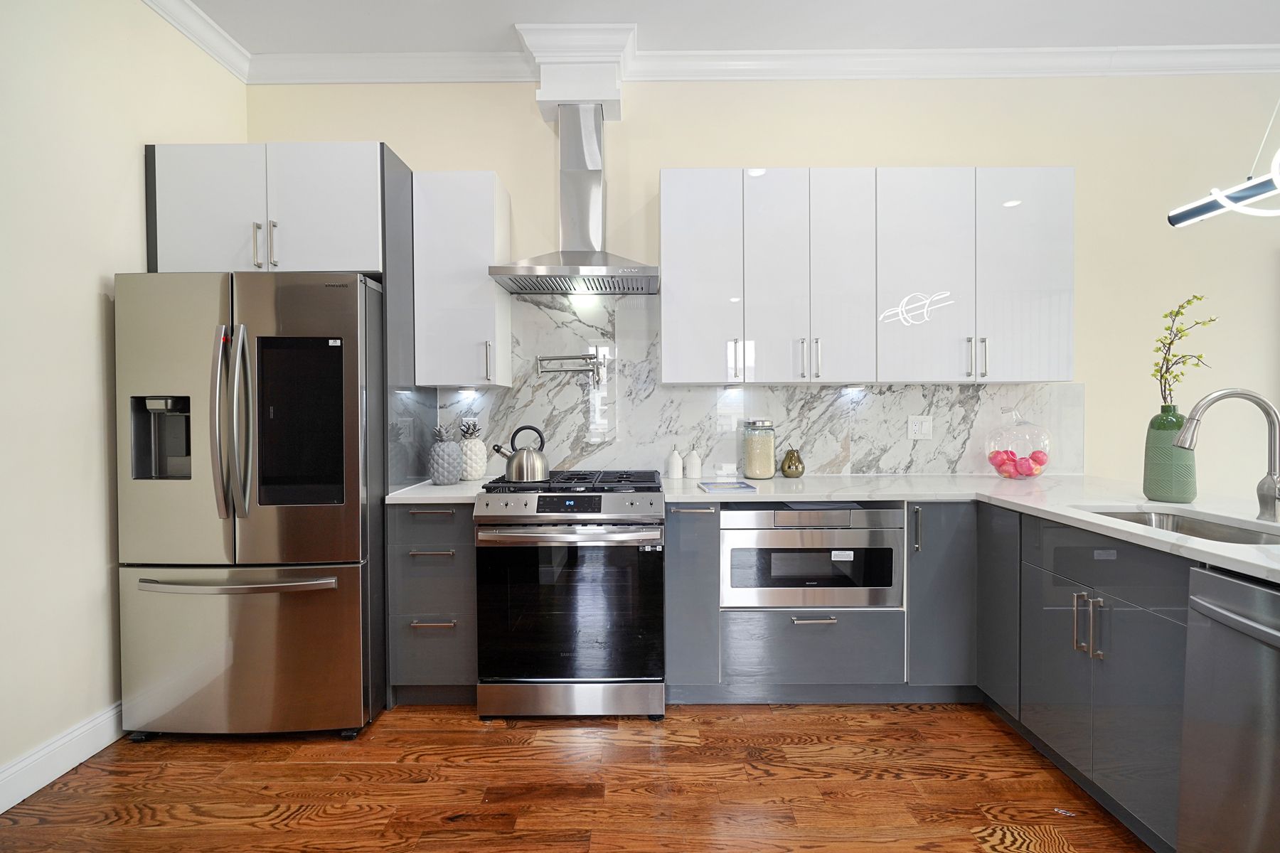 110 Carlton Ave, Unit# 2 