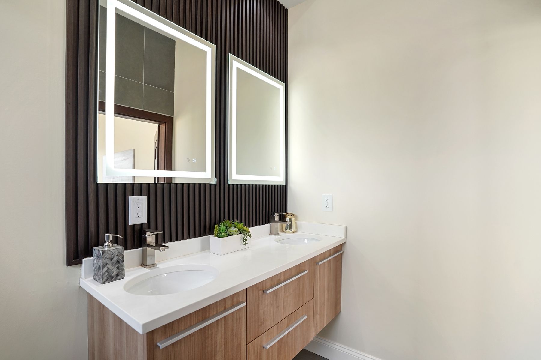 110 Carlton Ave, Unit# 2 