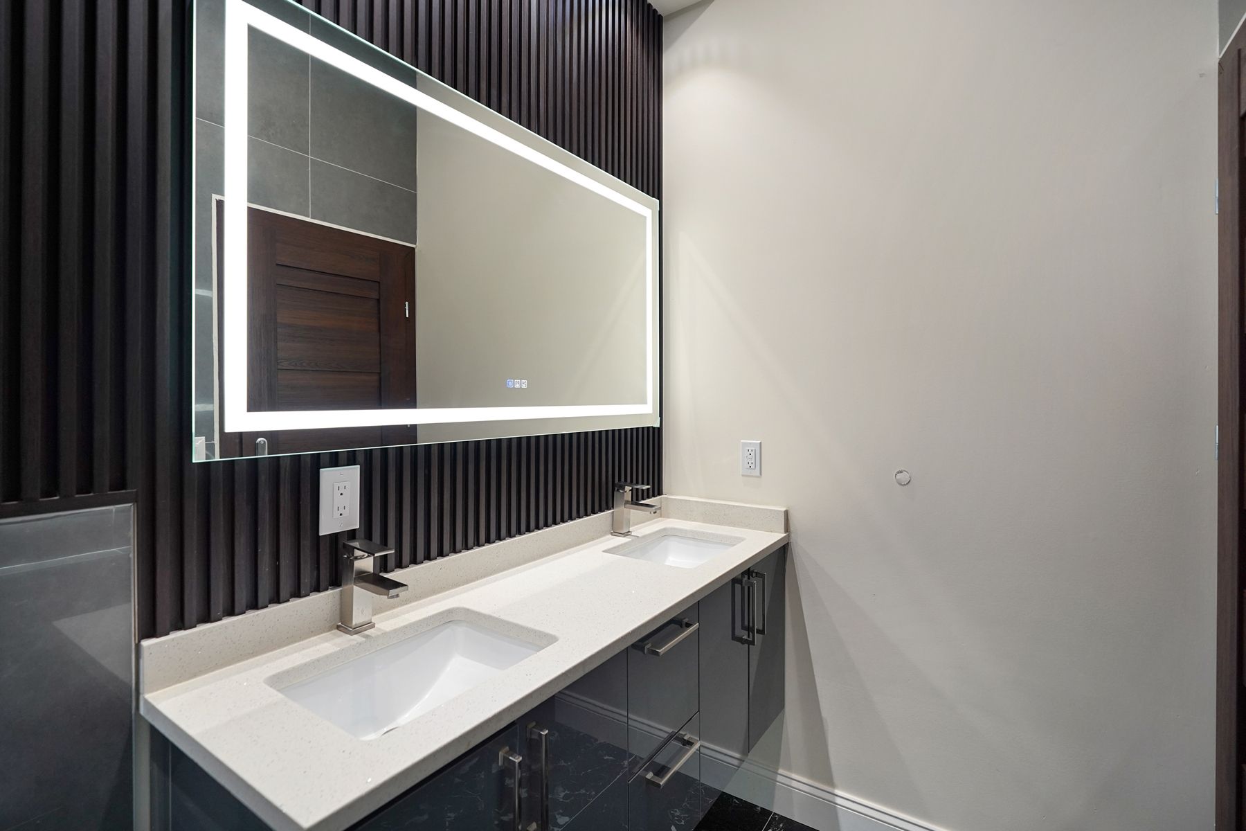 110 Carlton Ave, Unit# 2 