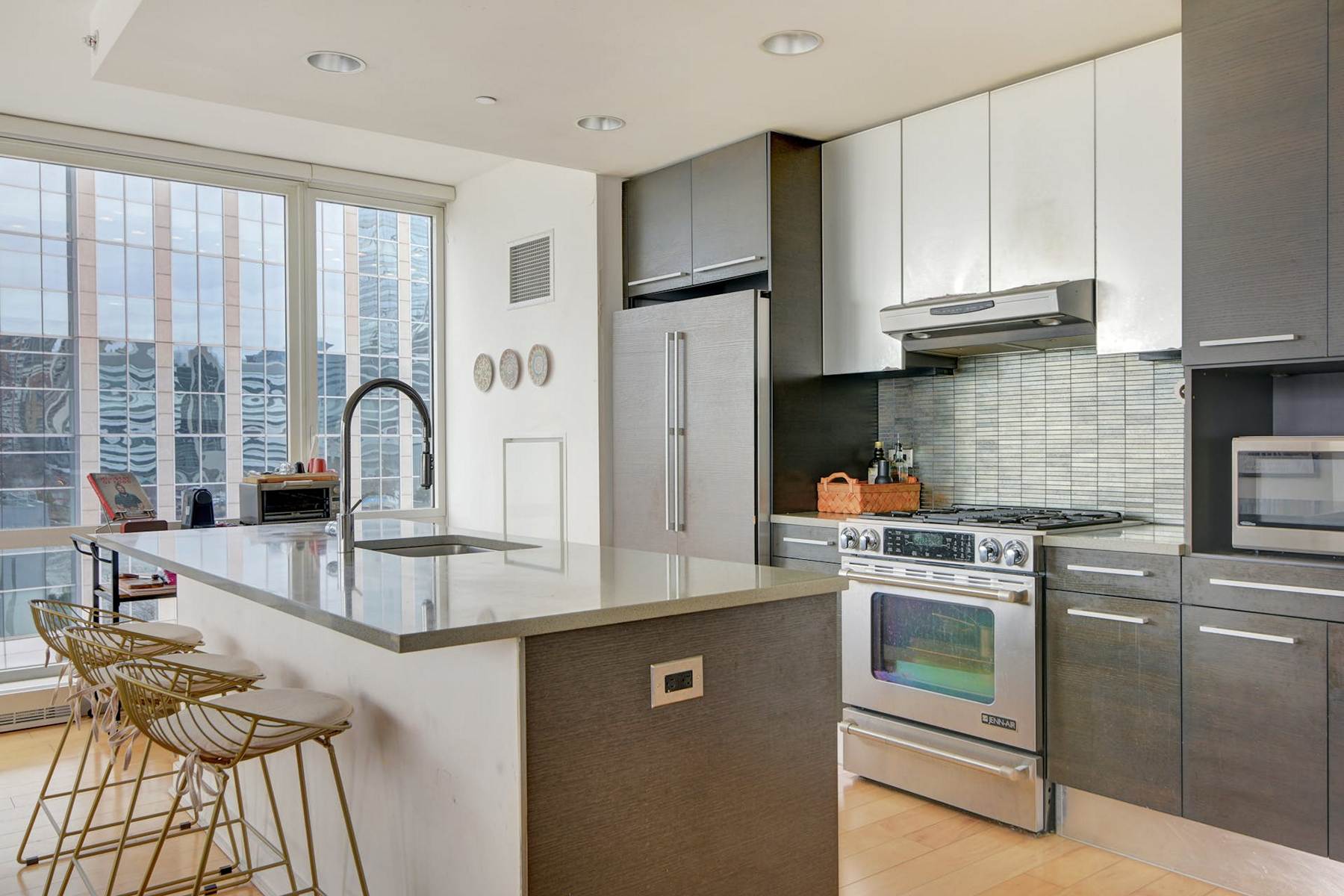 2 2nd Street, Unit 705 