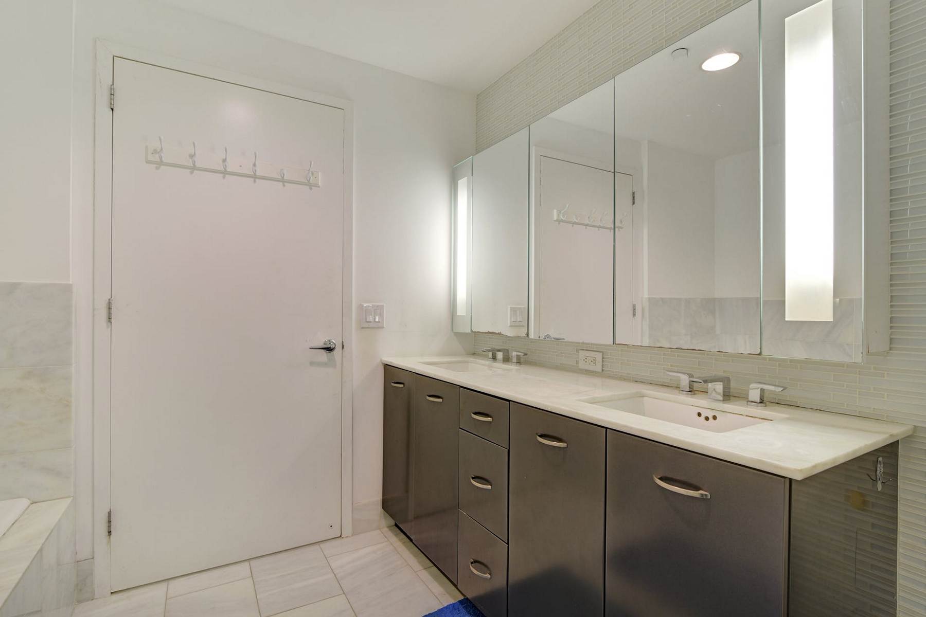 2 2nd Street, Unit 705 